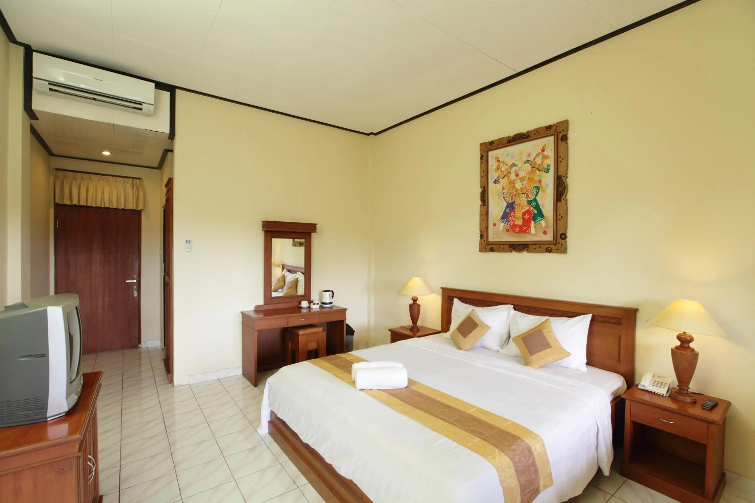 Photo of the whole room, Bed in Bali Sandy Resort