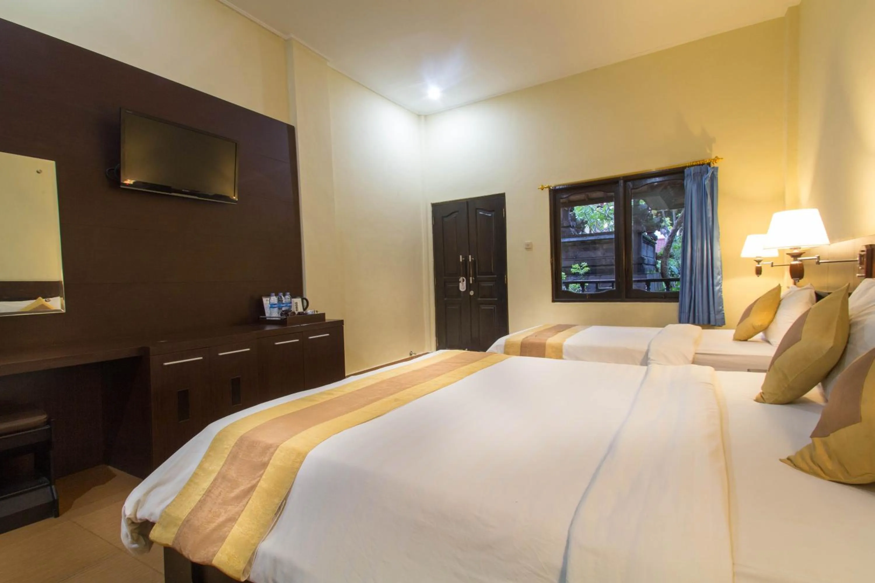 Bedroom, Bed in Bali Sandy Resort