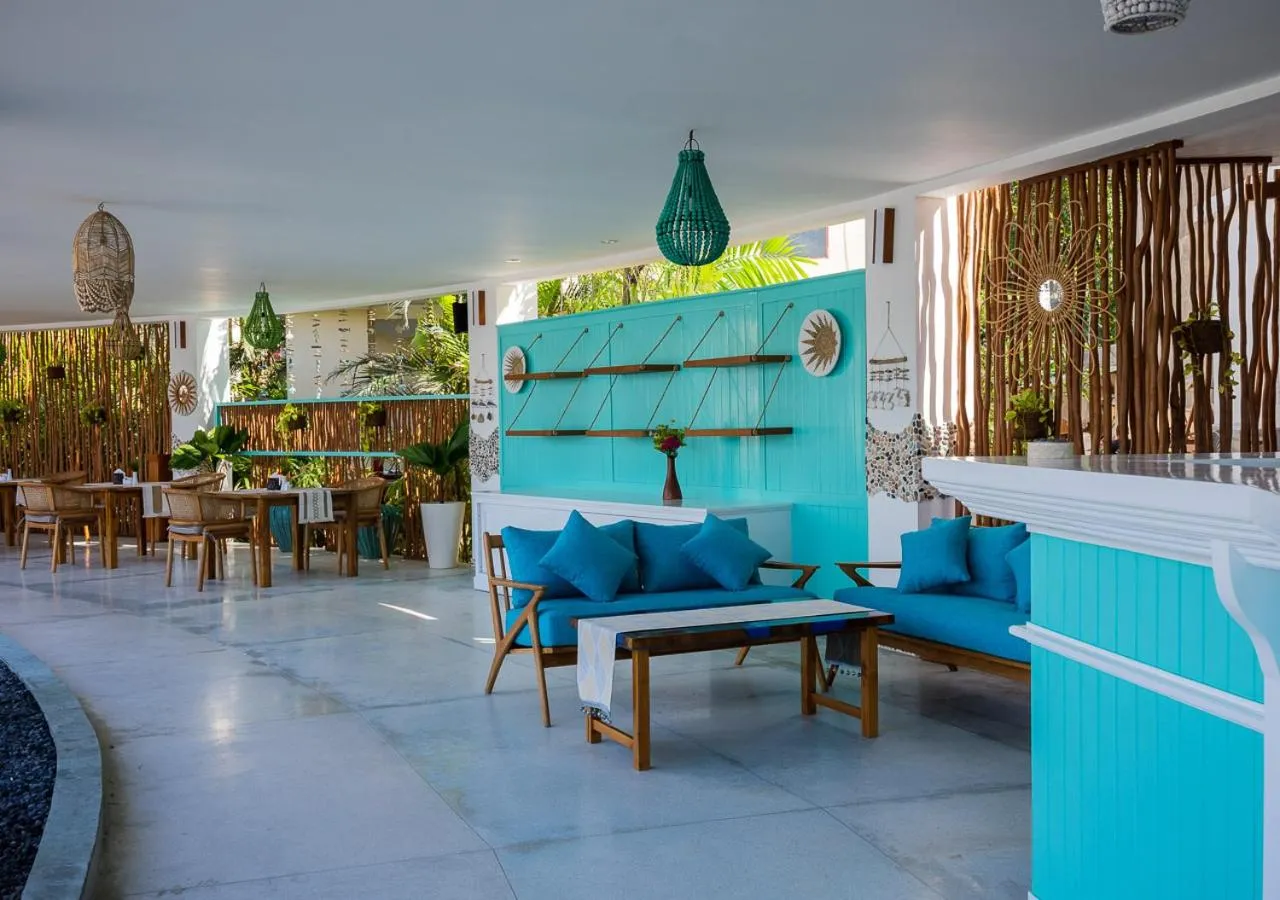 Seating area in Orlowsky Discovery Candidasa Hotel