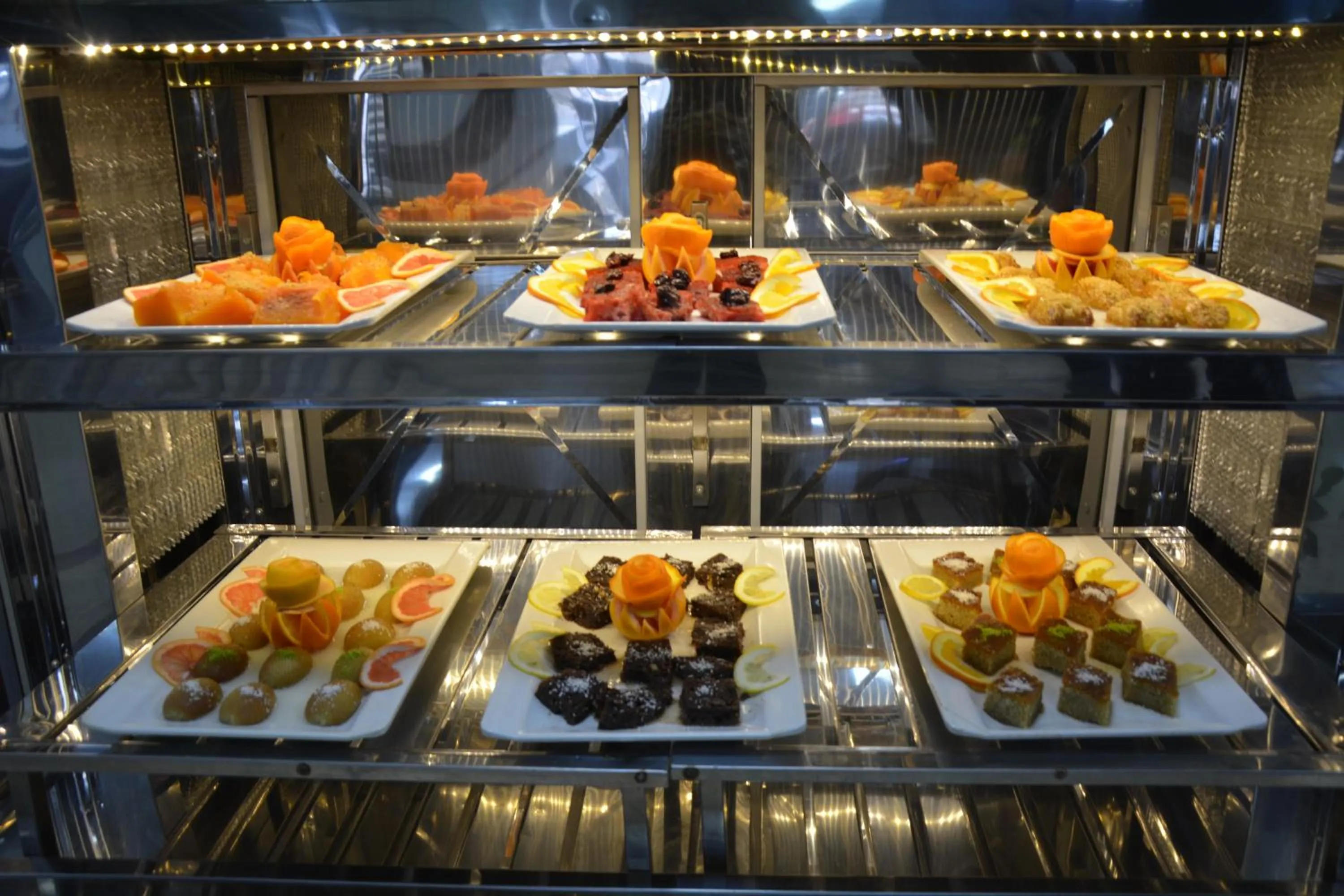 Restaurant/places to eat in GARDEN KALE THERMAL HOTEL