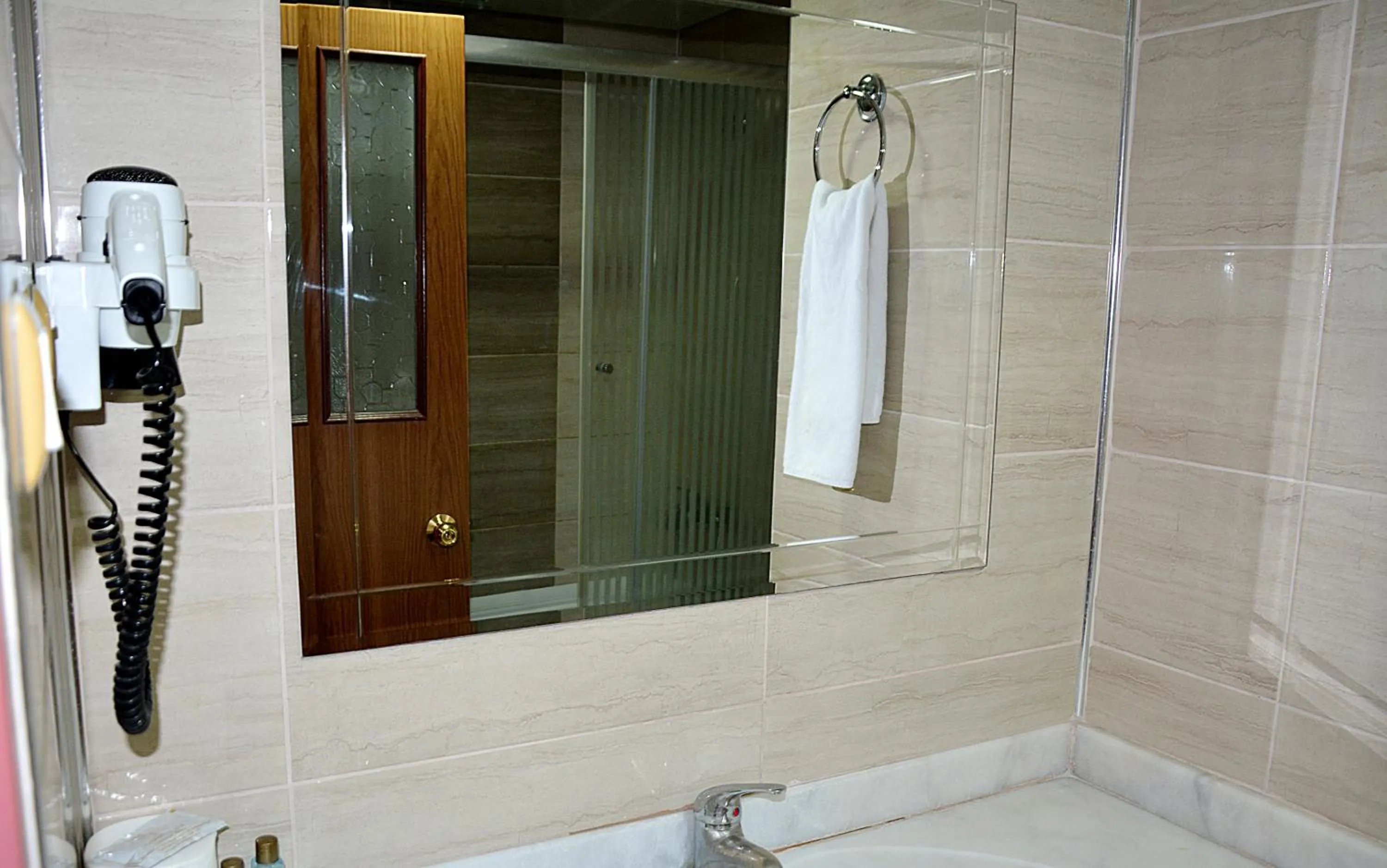 Toilet in GARDEN KALE THERMAL HOTEL