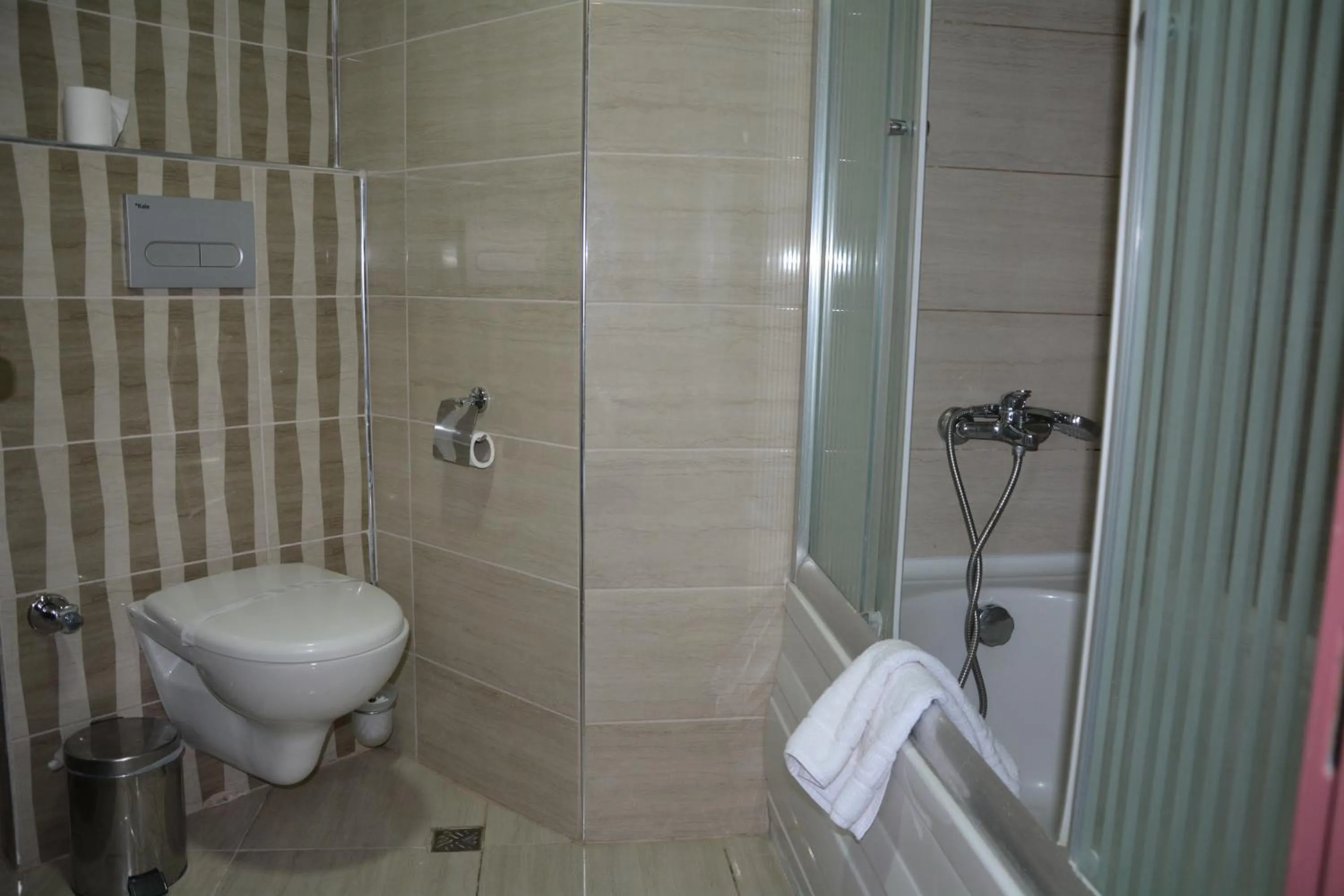 Toilet in GARDEN KALE THERMAL HOTEL