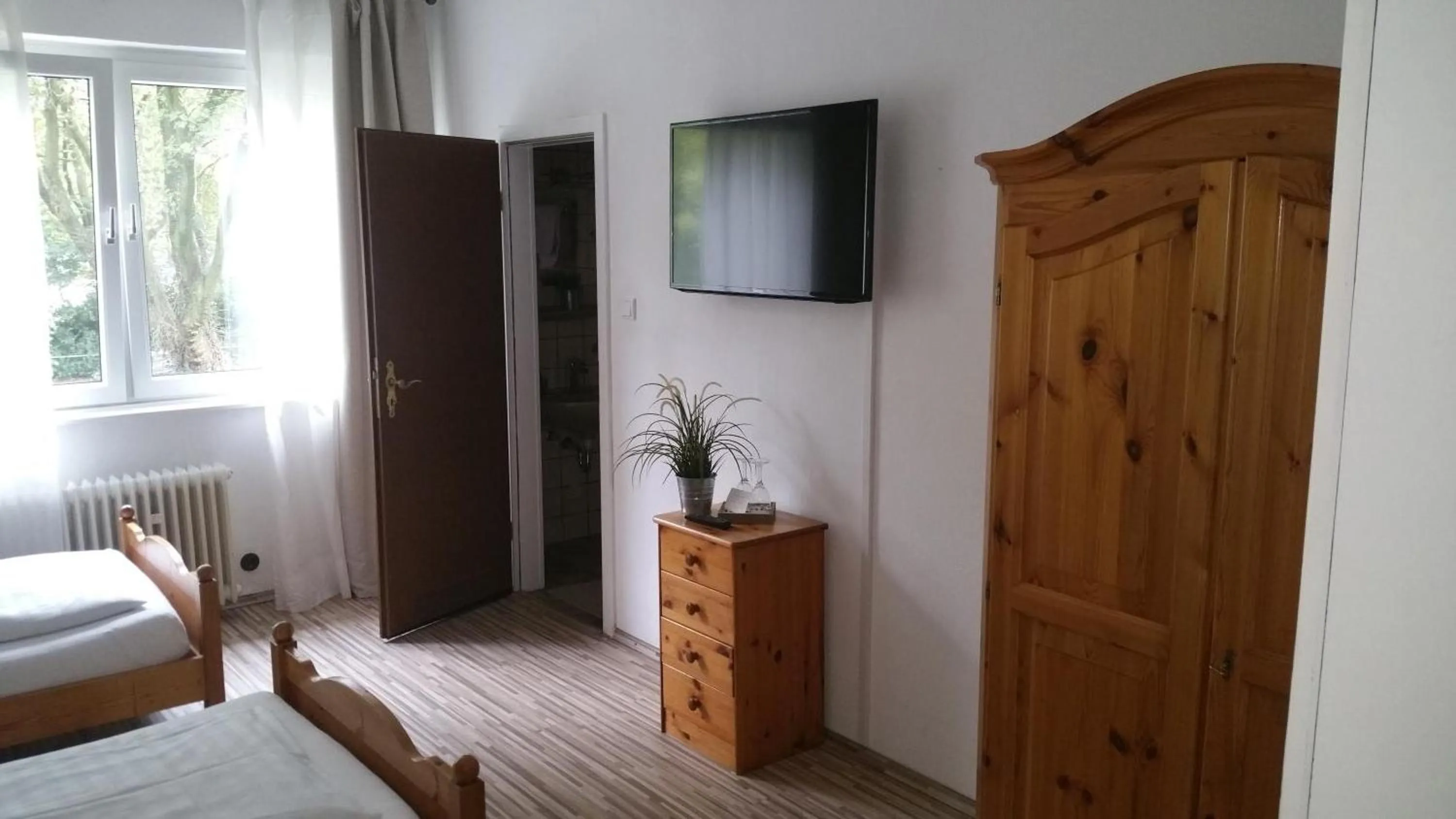 Photo of the whole room, Bed in Hotel am Stadion