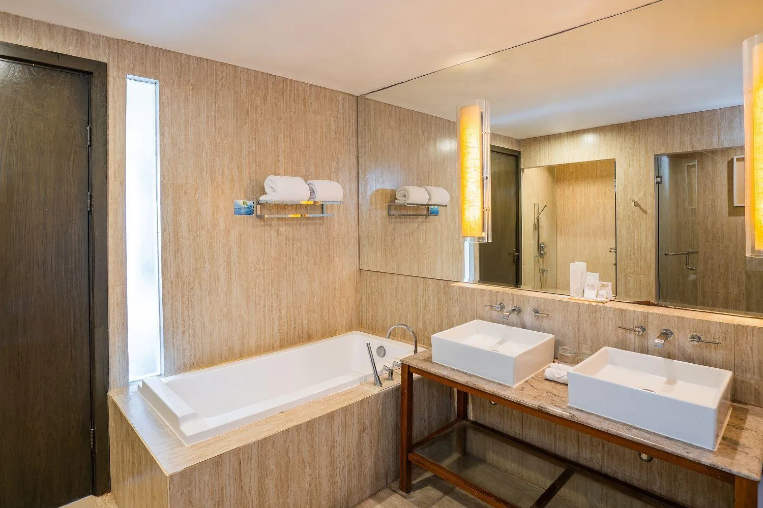 Bath in Lv8 Resort Hotel