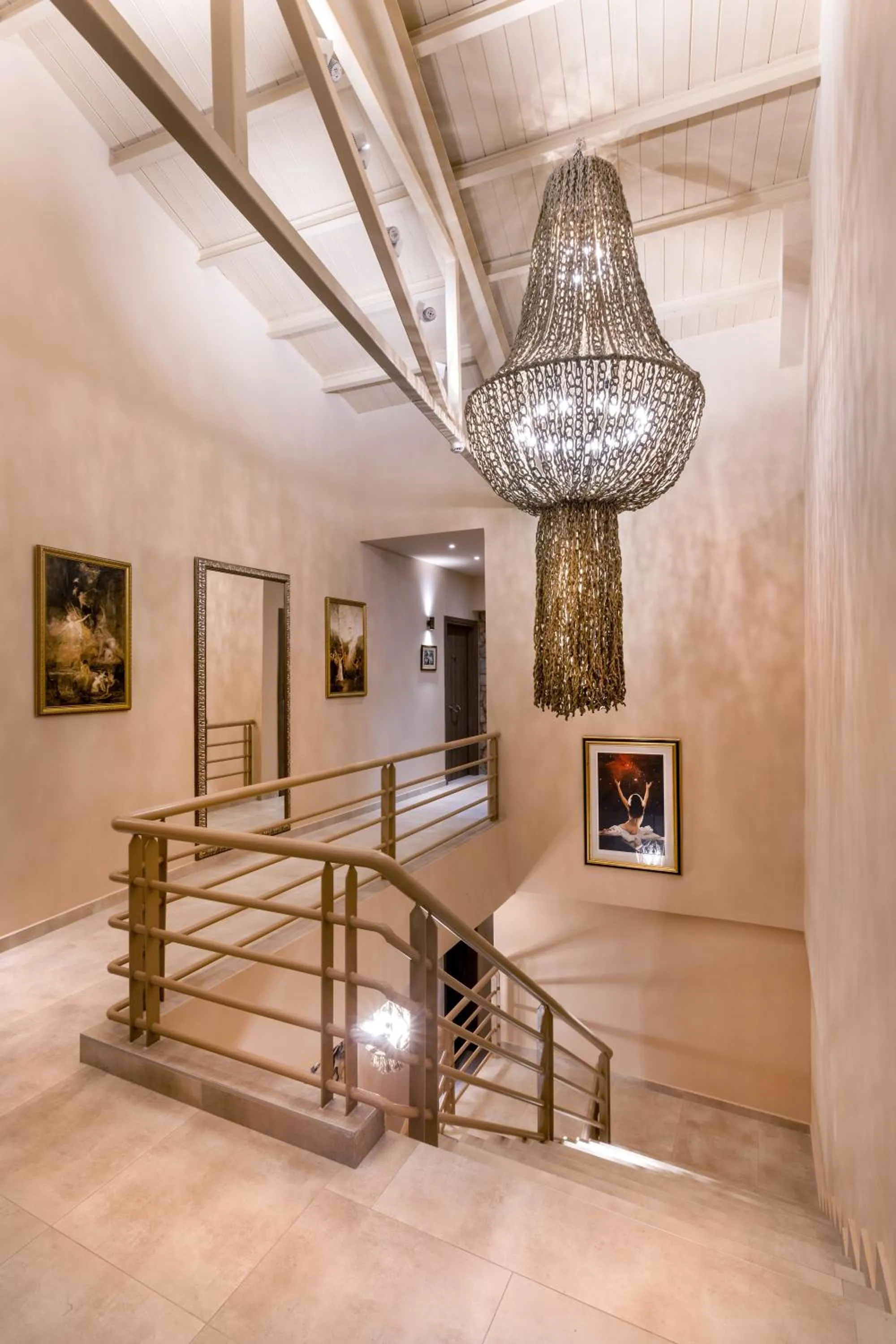 acessibility in Athens Manor Houses