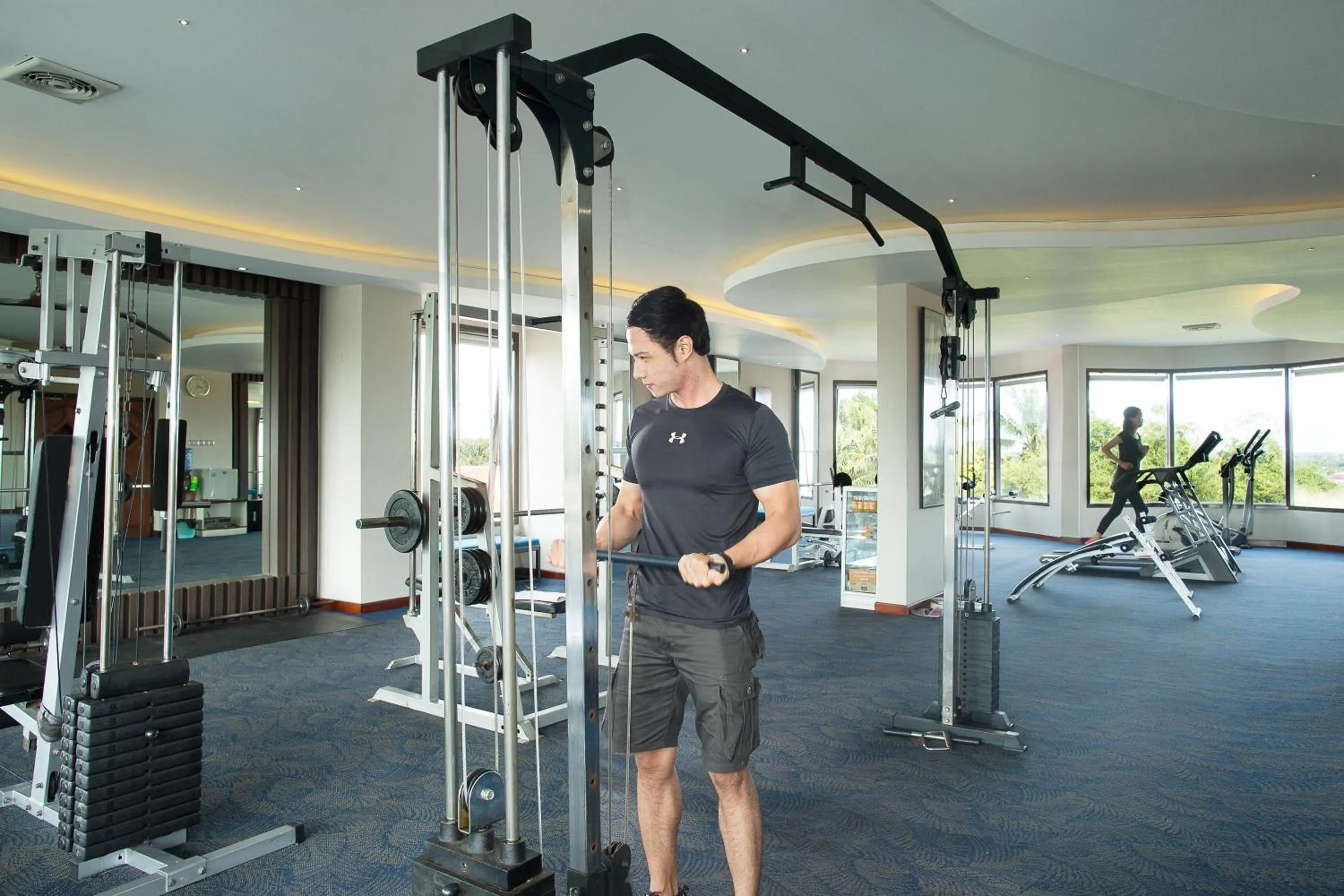 Fitness centre/facilities in Grand Kecubung Hotel