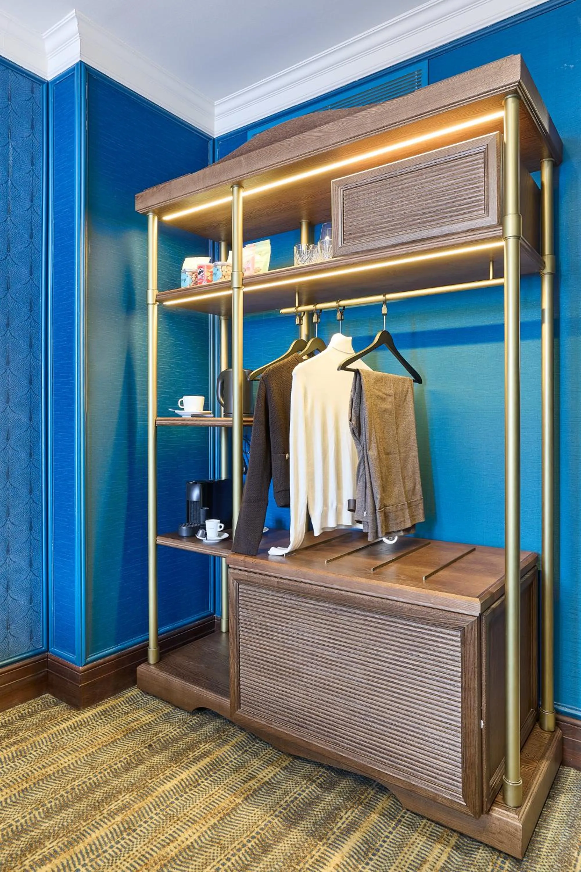 wardrobe in Hotel España Ramblas