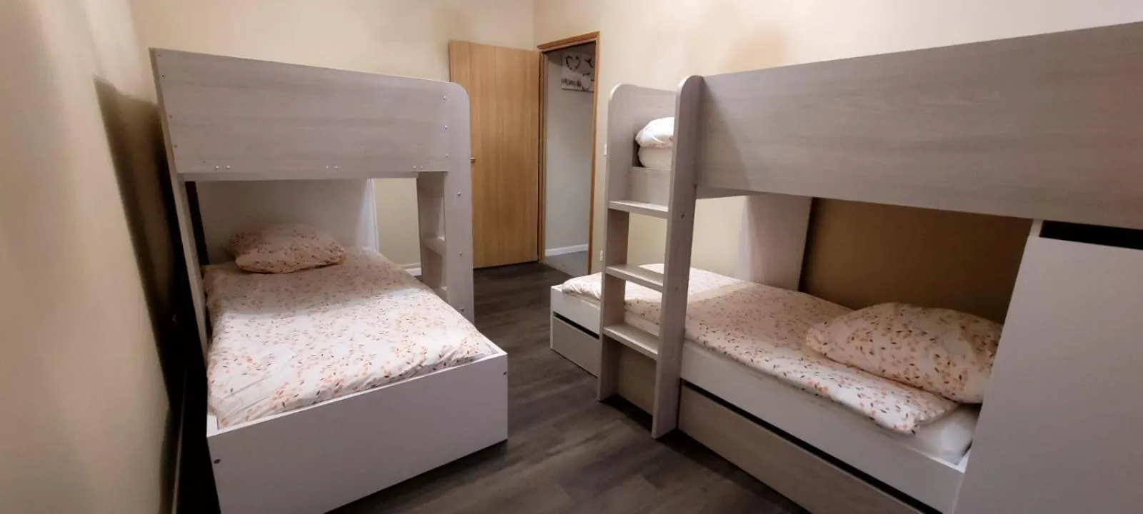 Bed in Appart hotel sathonay rillieux Lyon