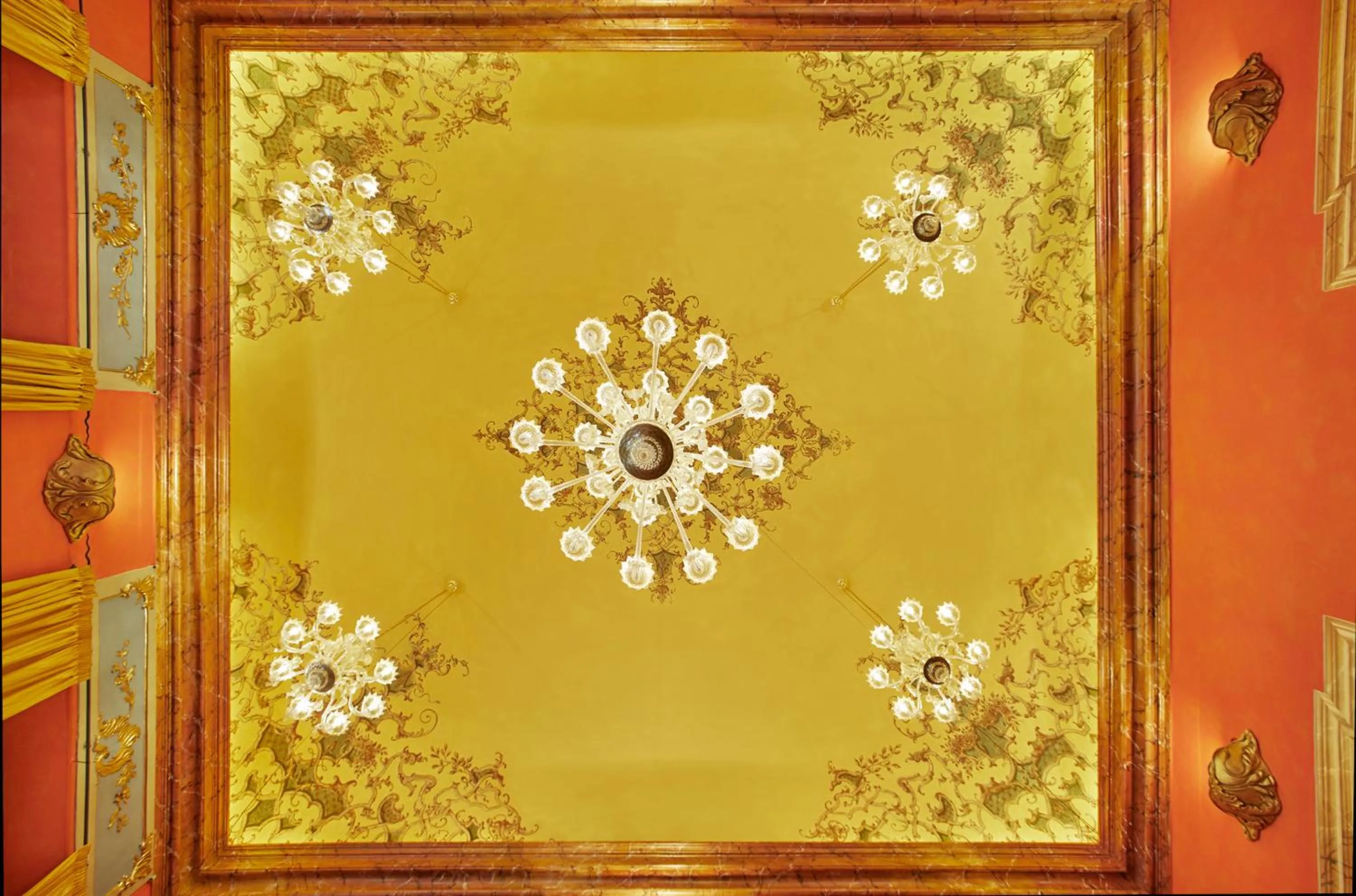 Seating area in Palazzo di Alcina - Residenza d'Epoca - Luxury Rooms -