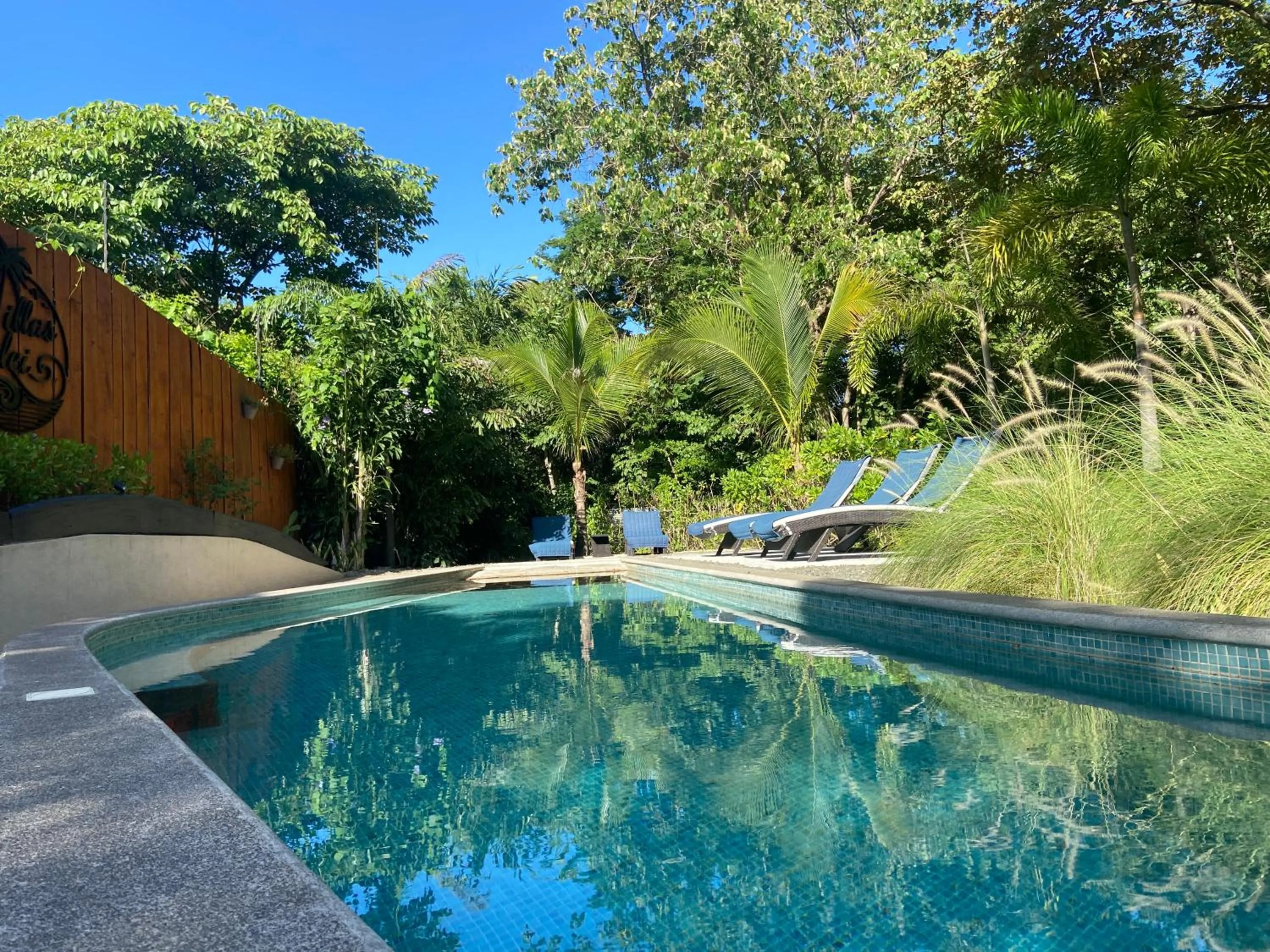 Swimming pool in Villas Kalei