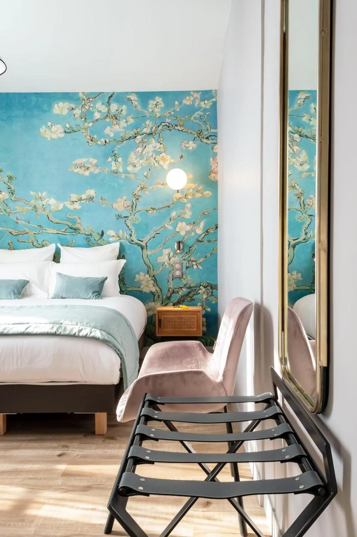 Bed in Hotel des Iris