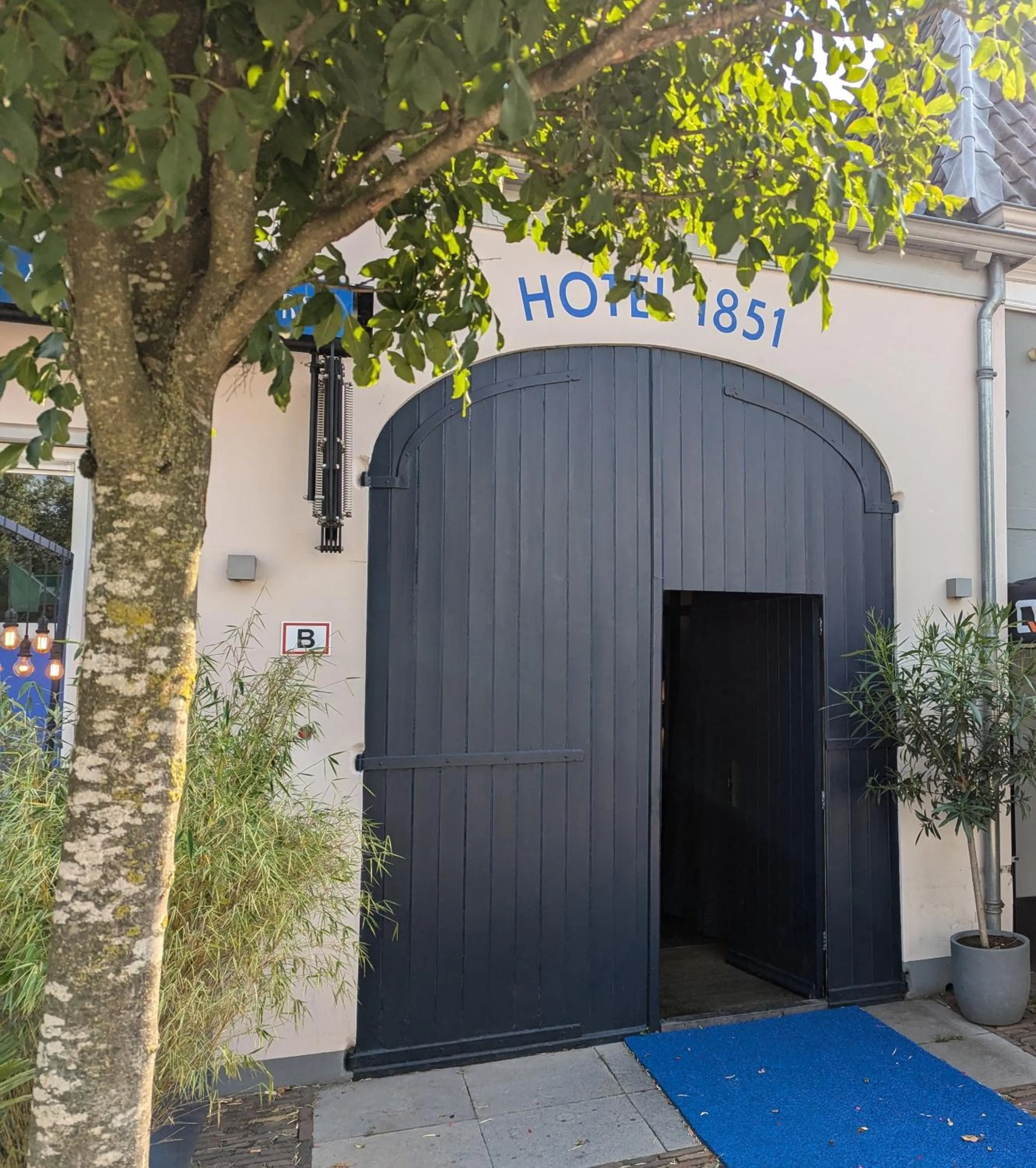 Property building in OTTO Boutique Hotel