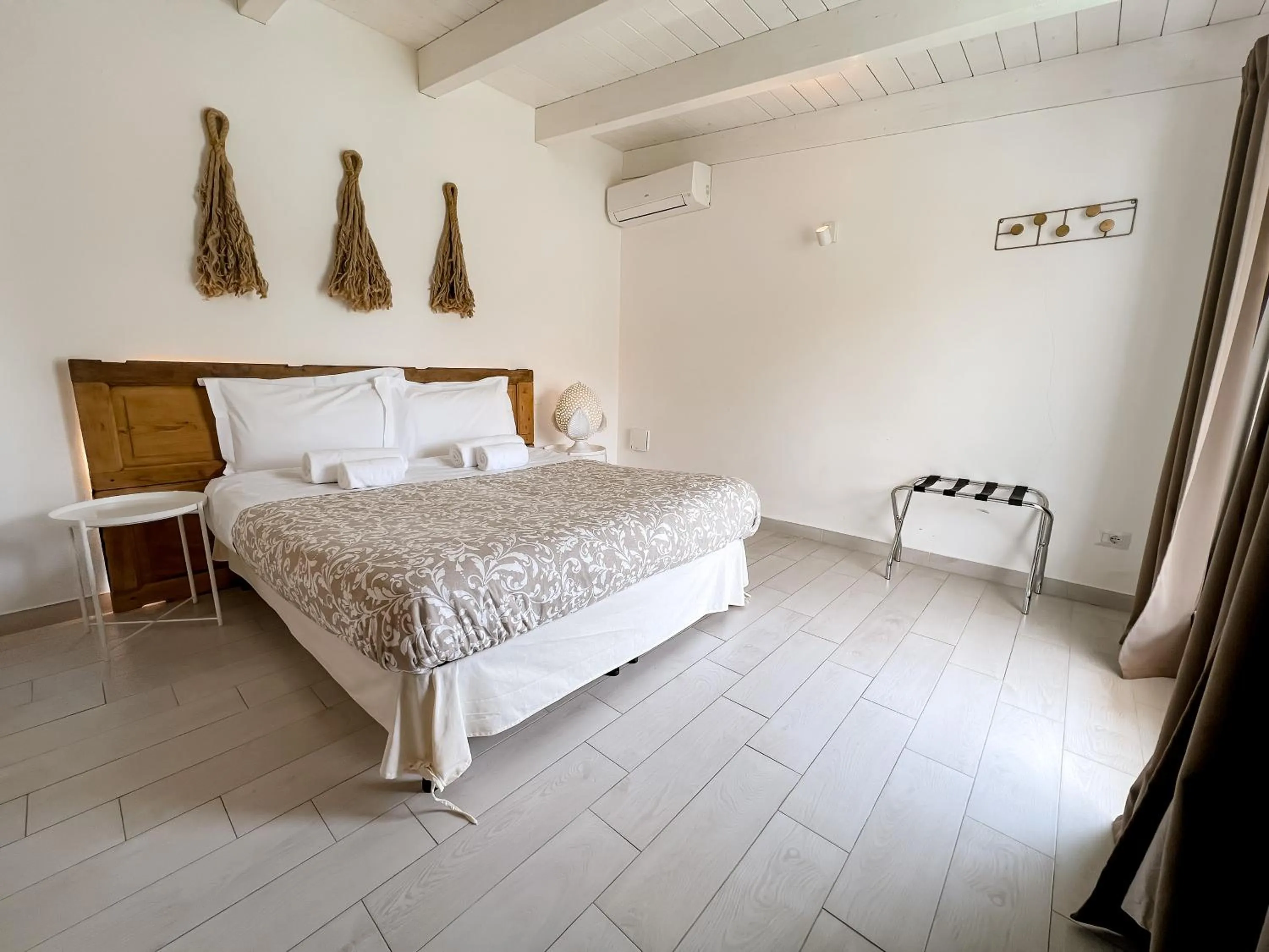 Bed in San Michele Rooms & Private SPA