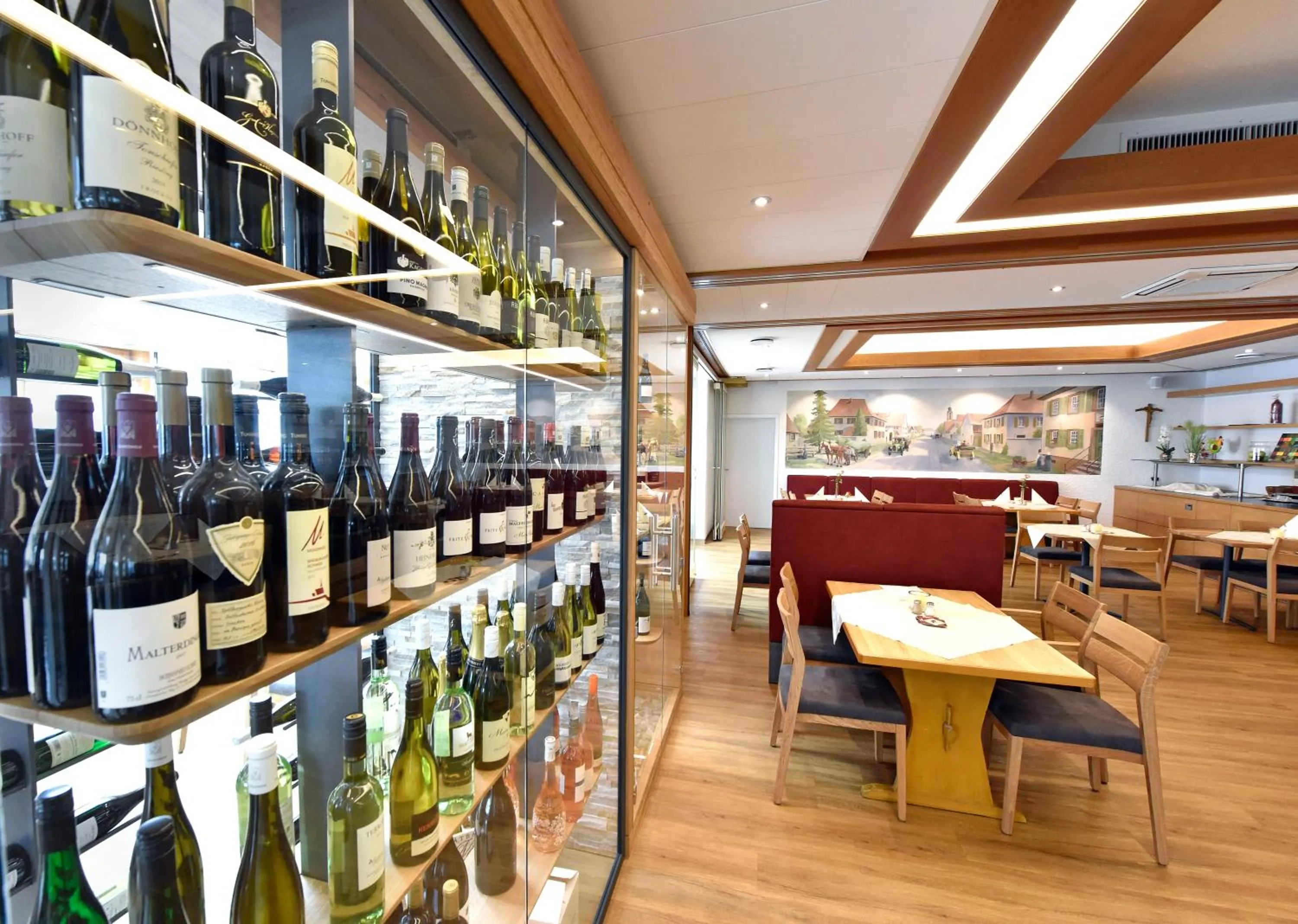 Food and drinks in Hotel Restaurant Fallerhof