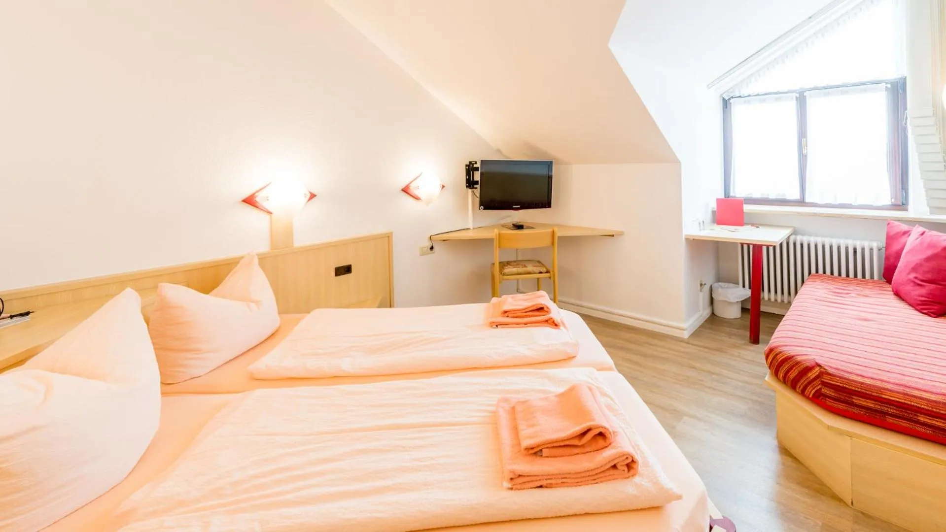 TV and multimedia, Bed in Hotel Restaurant Fallerhof