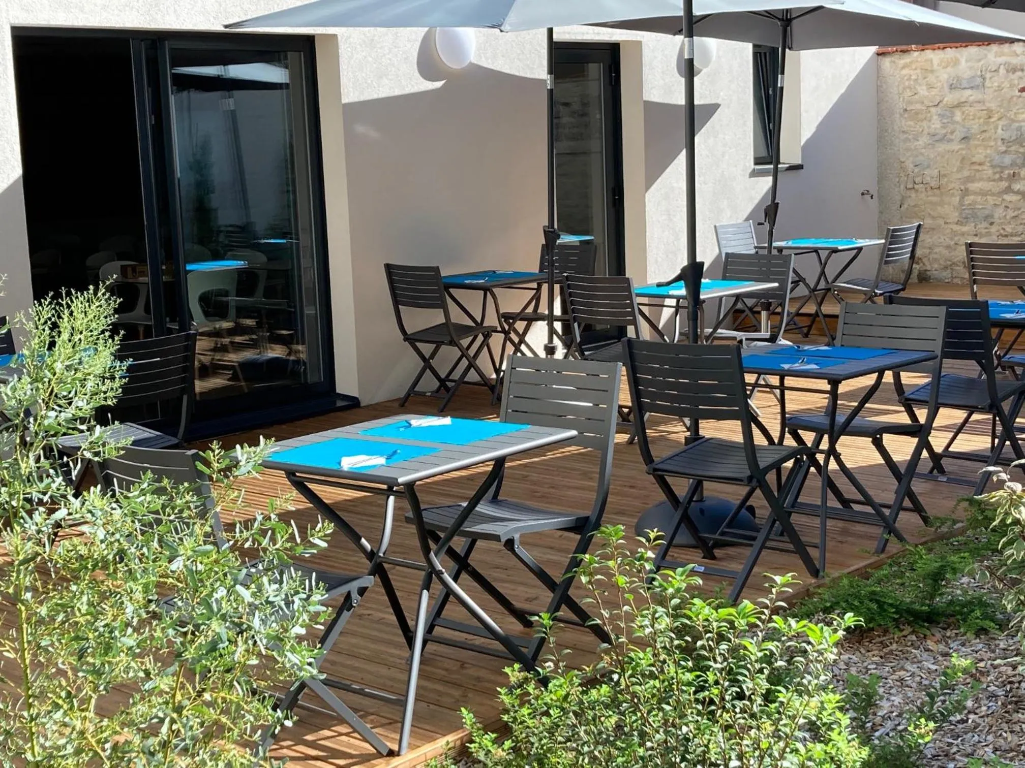 Patio in Hôtel des Halles