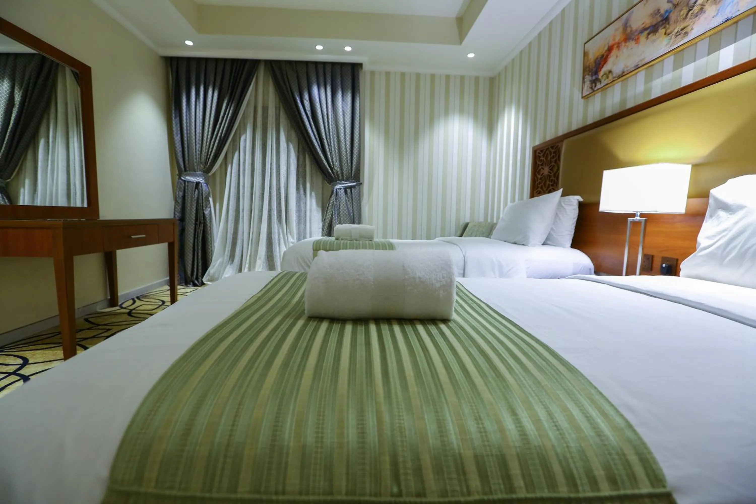 Bed in Lotaz Hotel Apartments - Al Salamah