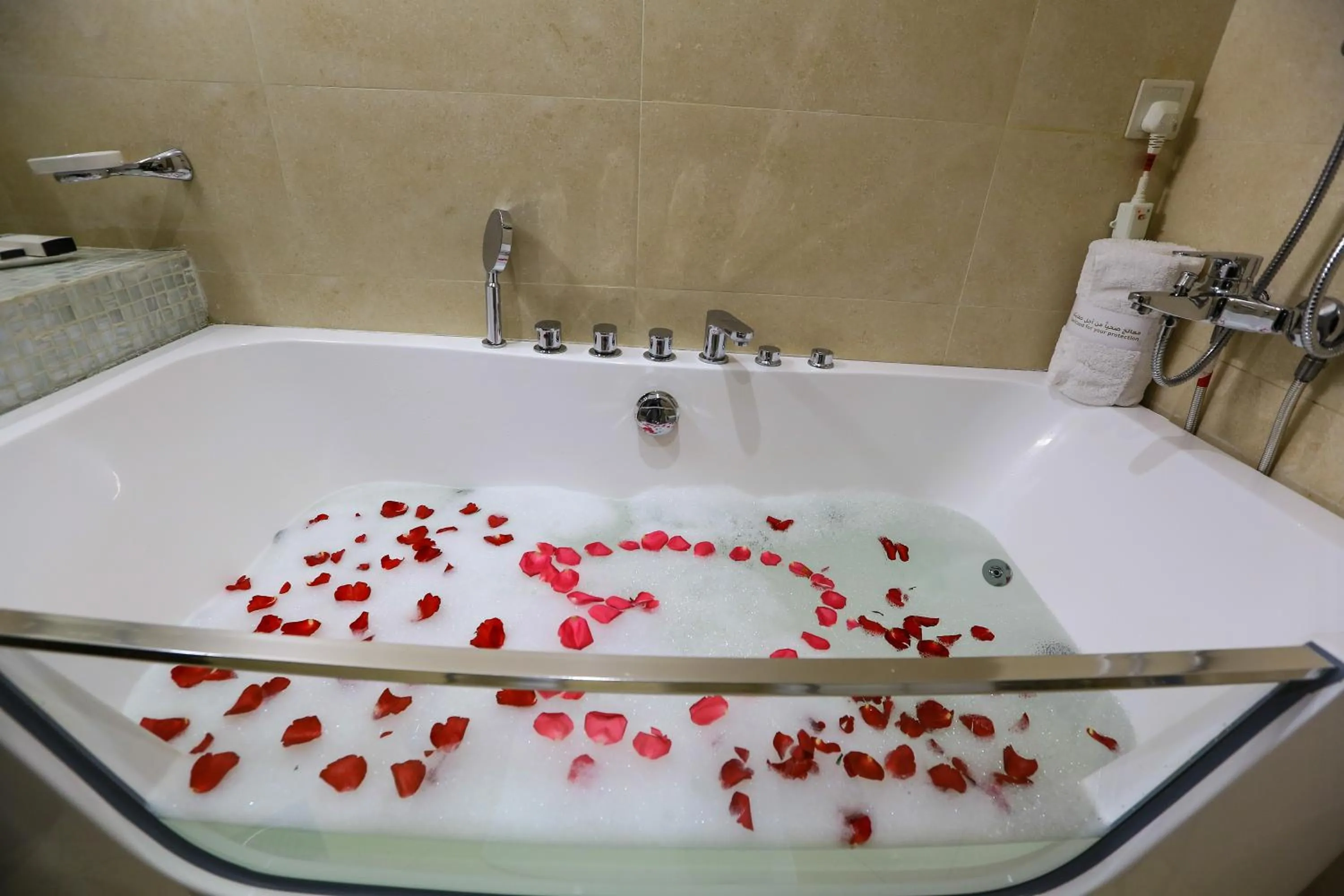 Lotaz Hotel Apartments - Al Salamah