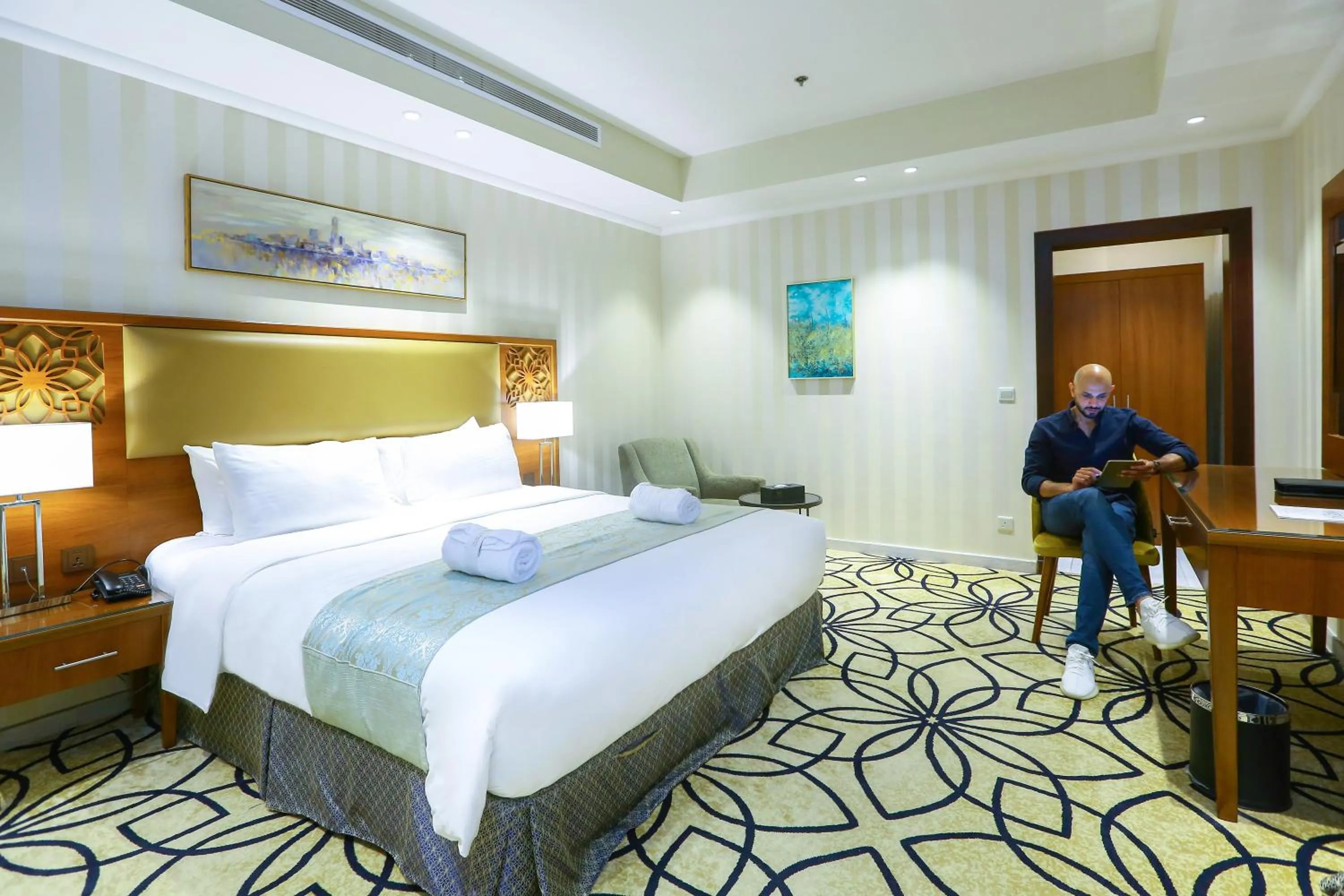 Bed in Lotaz Hotel Apartments - Al Salamah