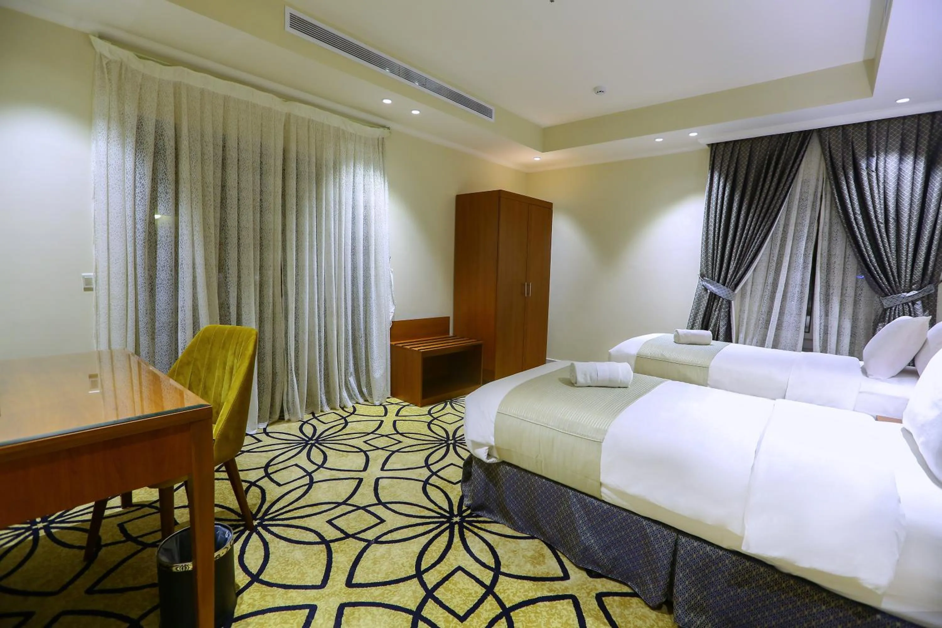 Bed in Lotaz Hotel Apartments - Al Salamah