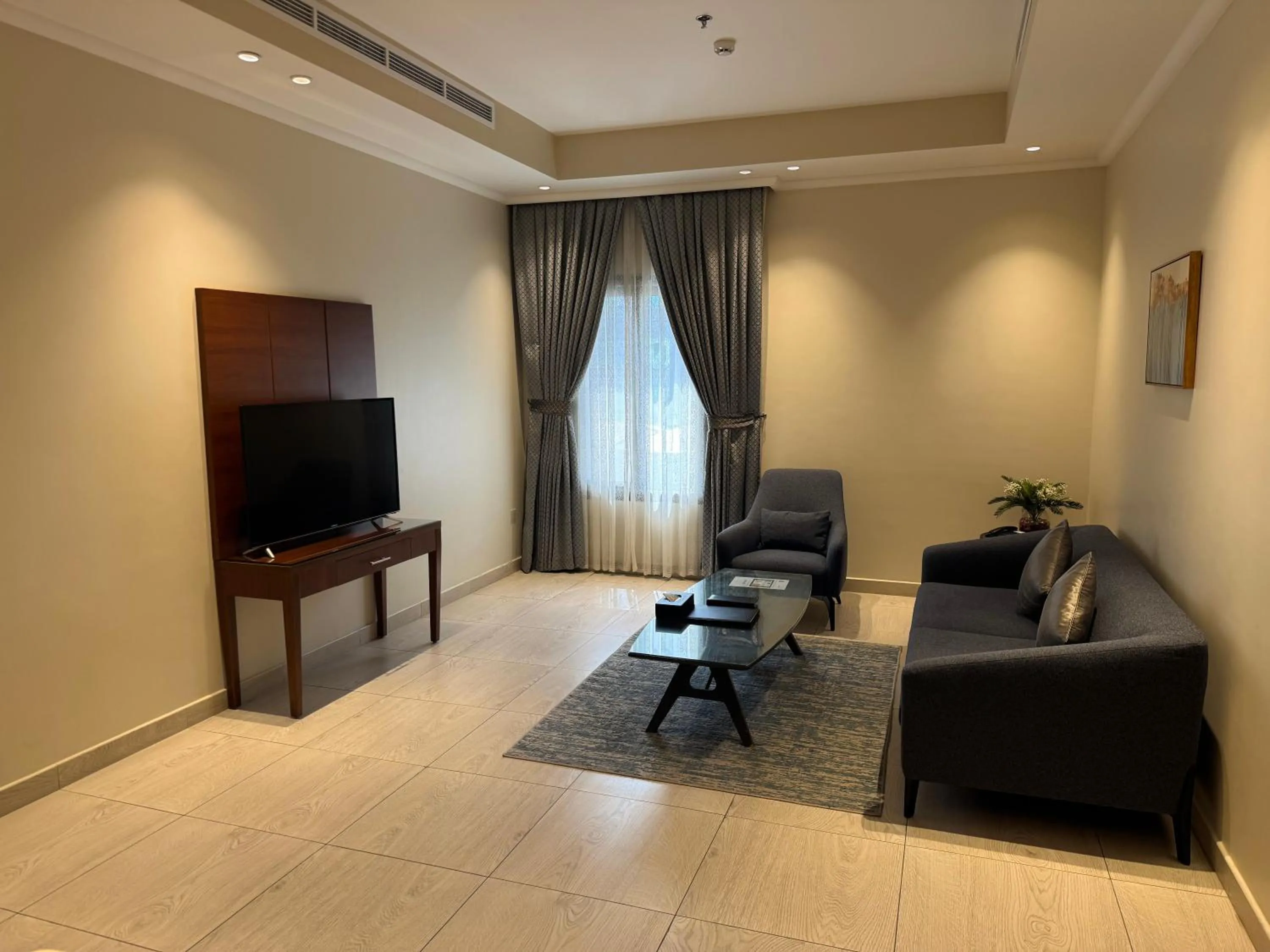 Lotaz Hotel Apartments - Al Salamah