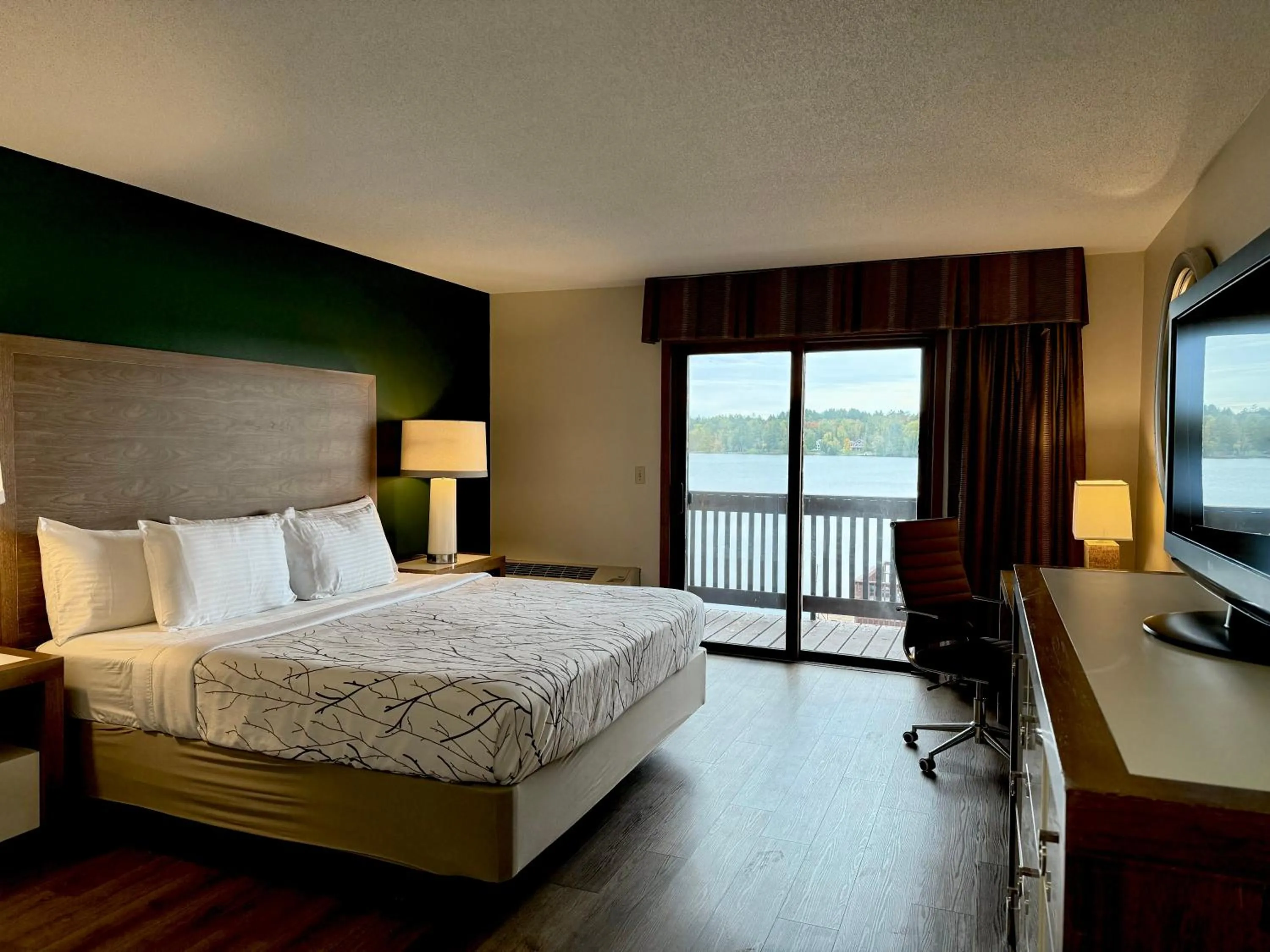 Bed in St. Croix Inn