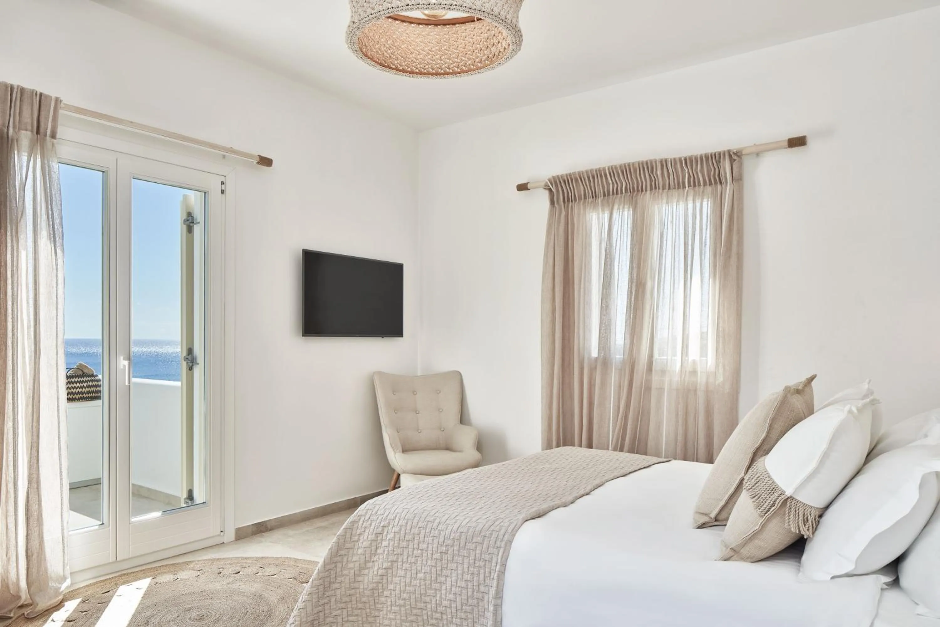 Bed in Volcano Luxury Suites Milos - Adults Only