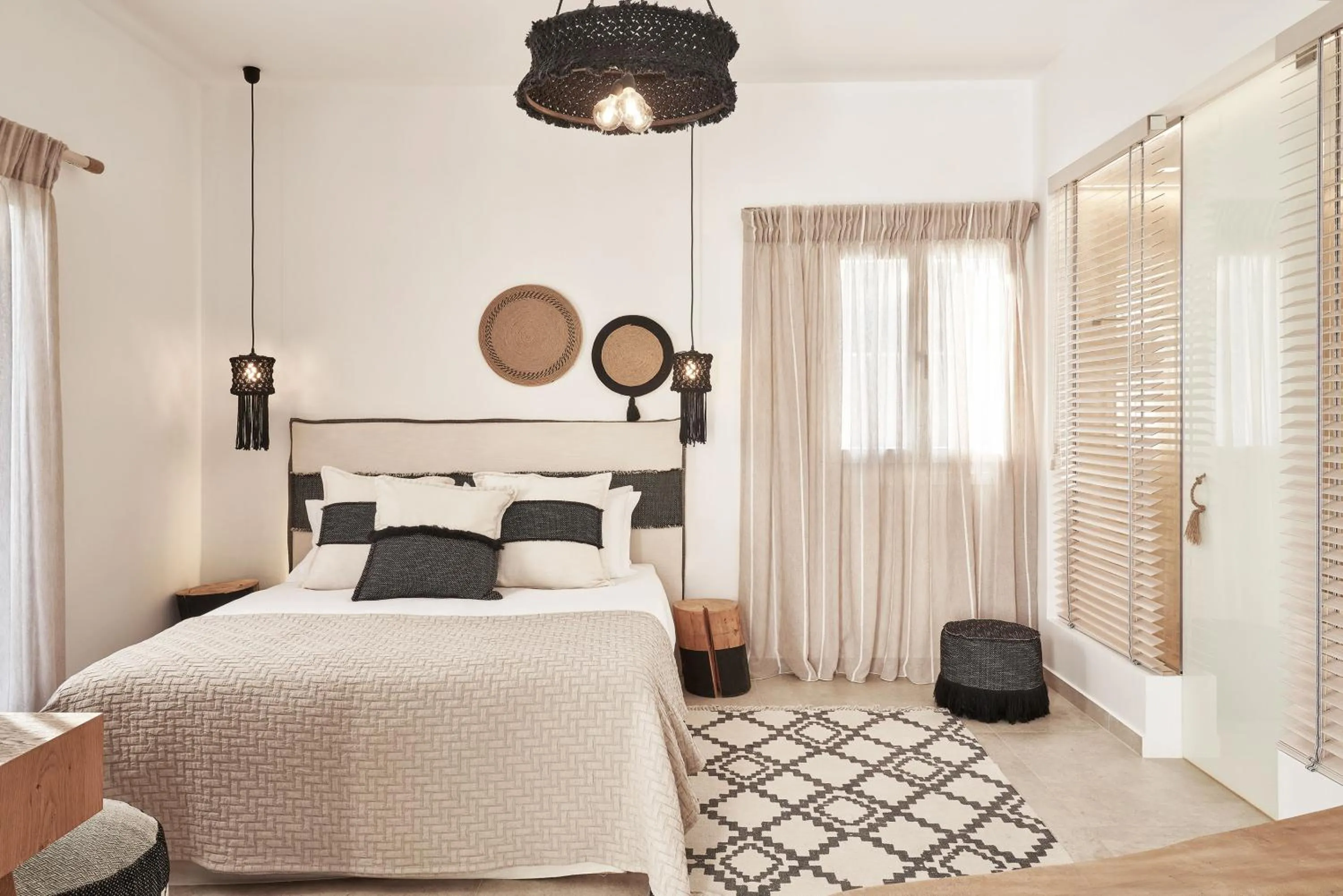 Bed in Volcano Luxury Suites Milos - Adults Only