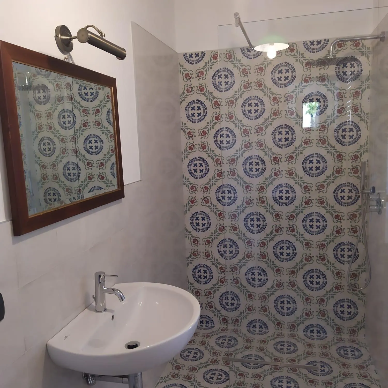 Shower in B&B Villa Melania