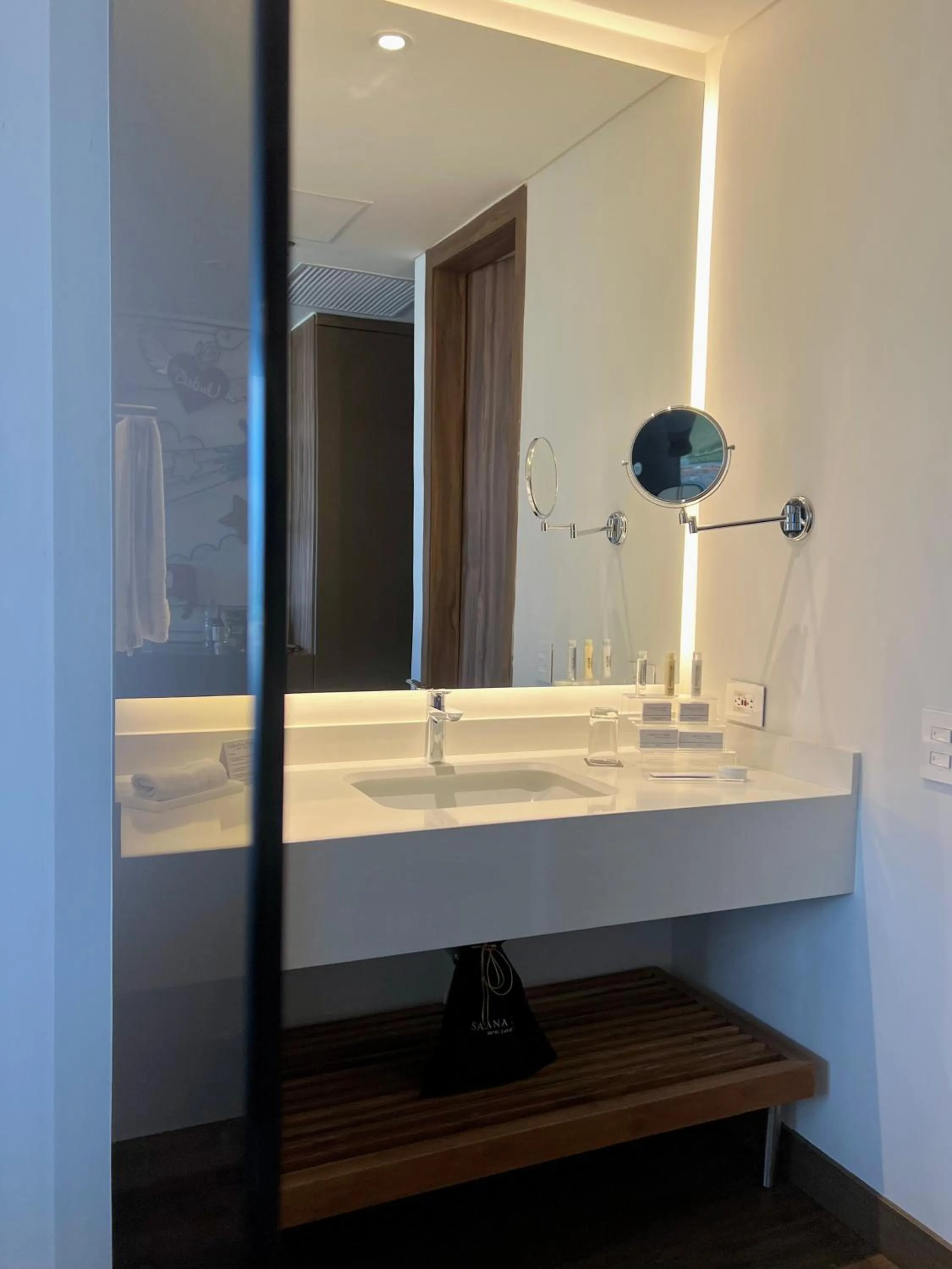 Bathroom in Hotel Sabana Park