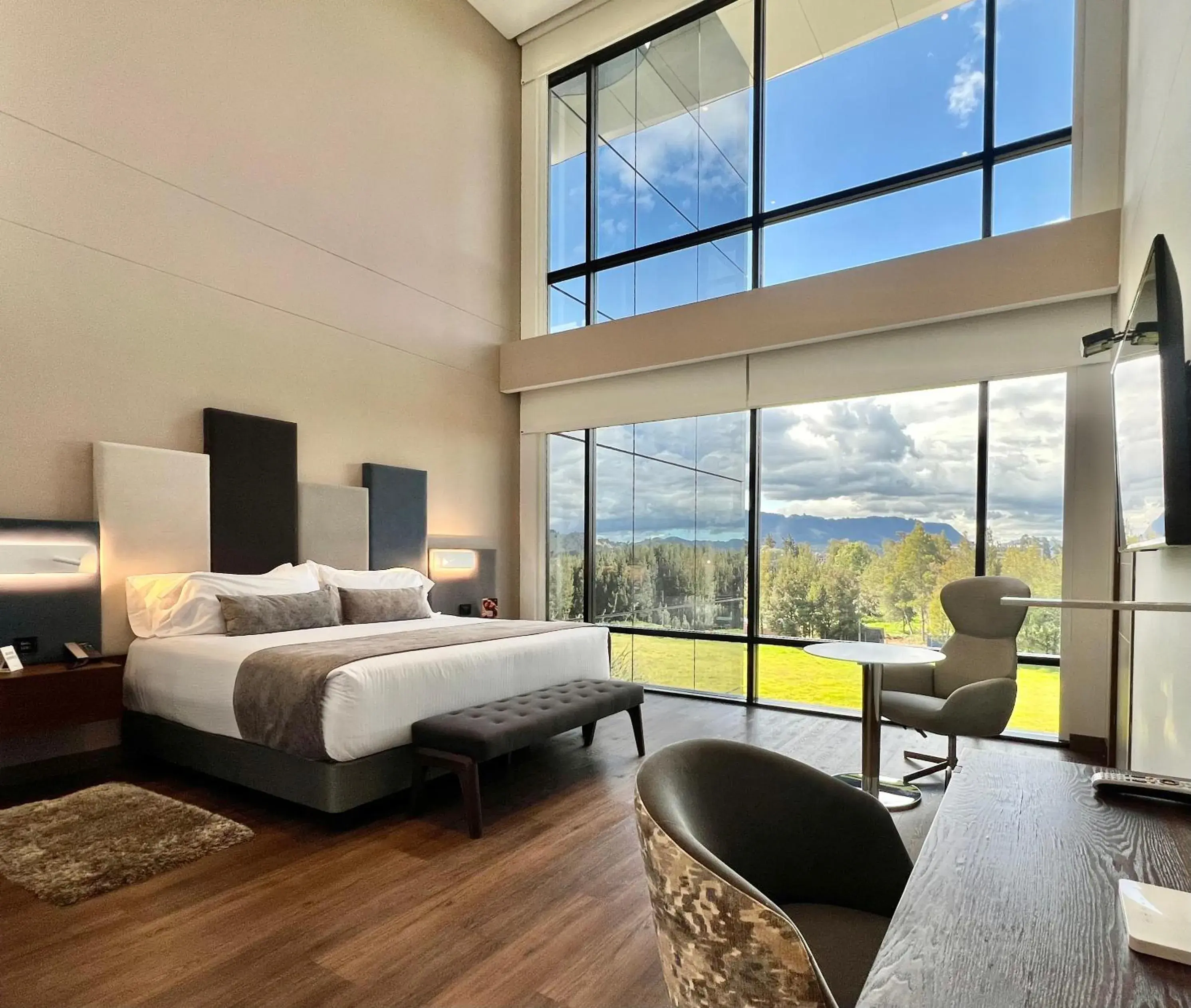 Superior Queen Room in Hotel Sabana Park Superior Queen Room in Hotel Sabana Park