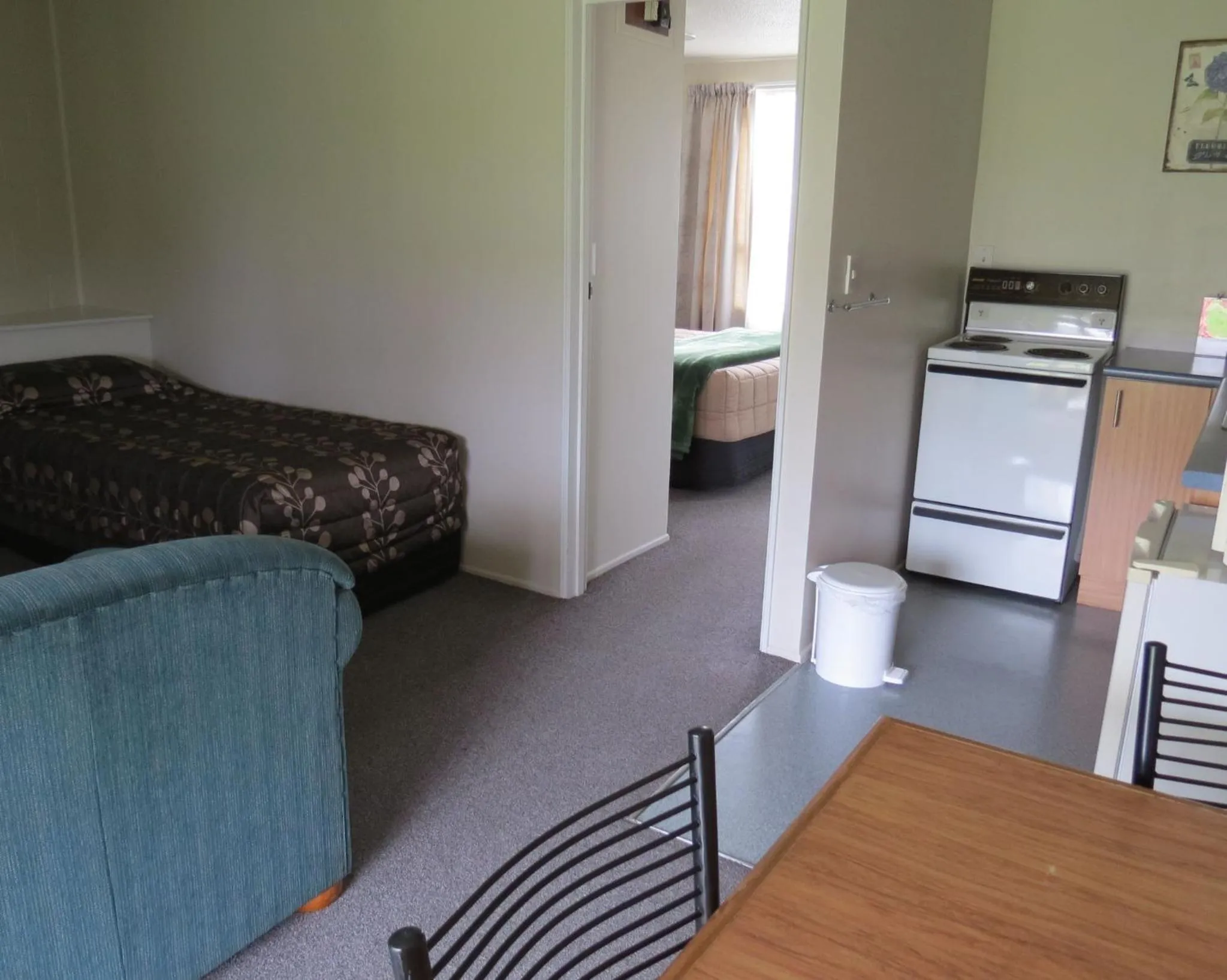 Bed in Culverden Court Motel