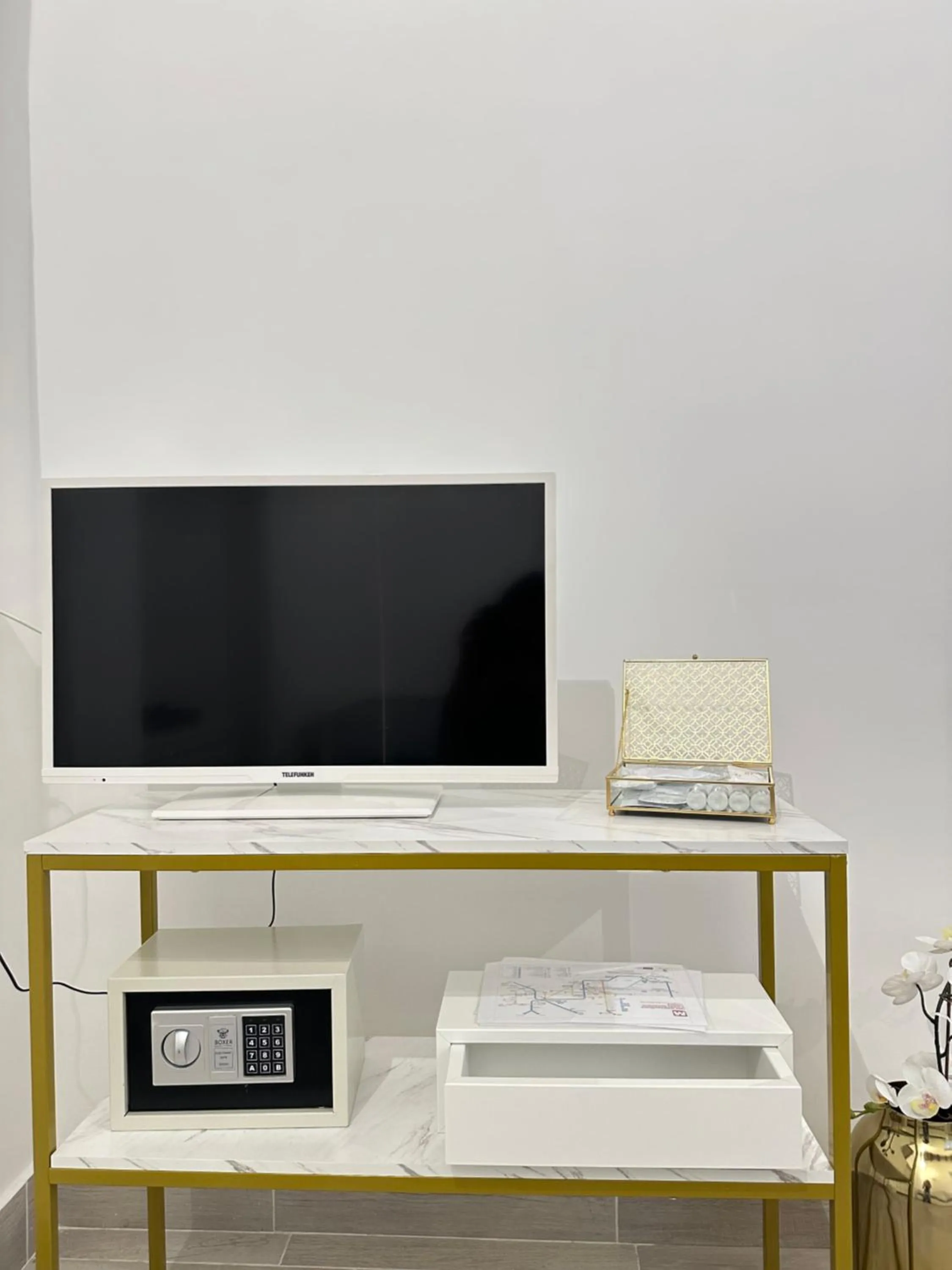 TV and multimedia in MAISON MARINELLA