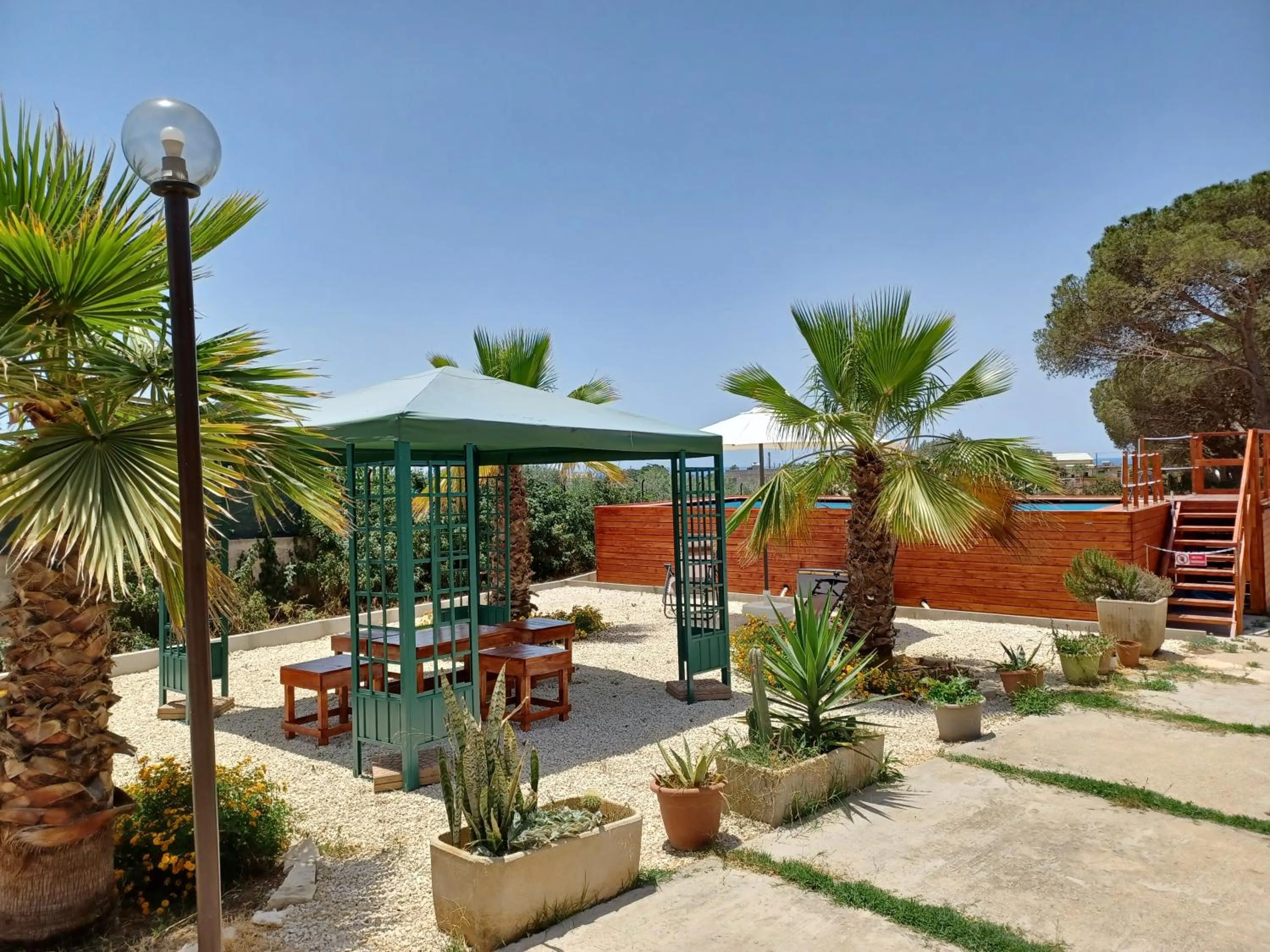 Turtle Island Apartments