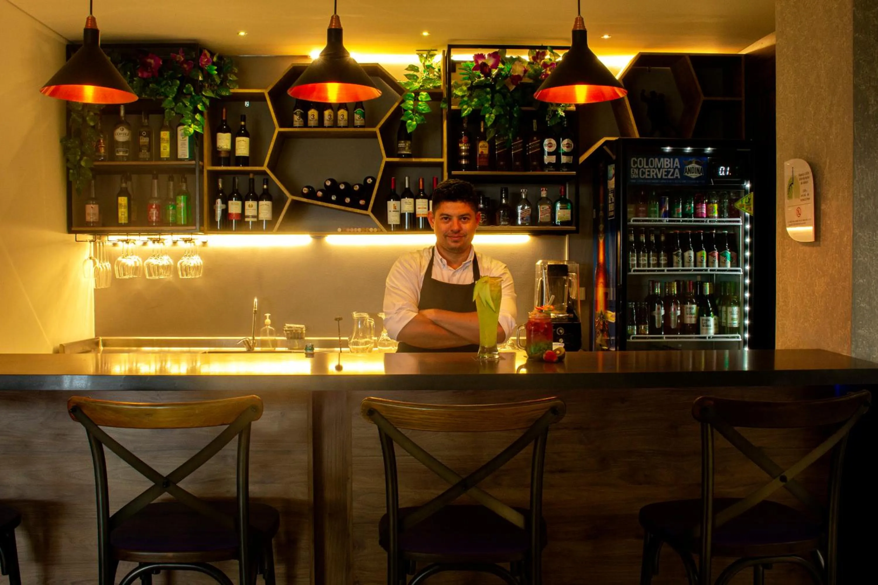 Lounge or bar in EcoHub Hotel Medellin