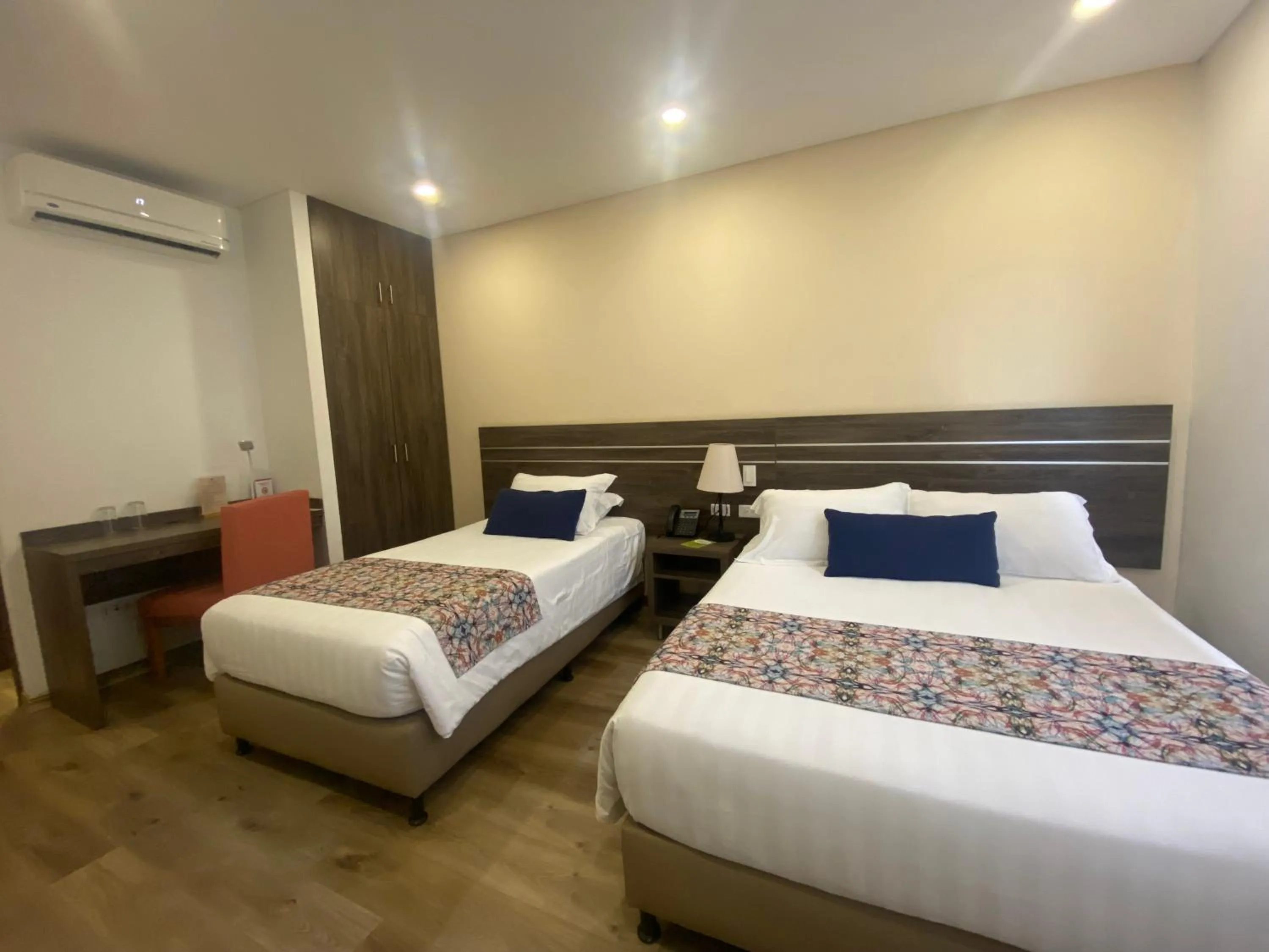 Bed in EcoHub Hotel Medellin