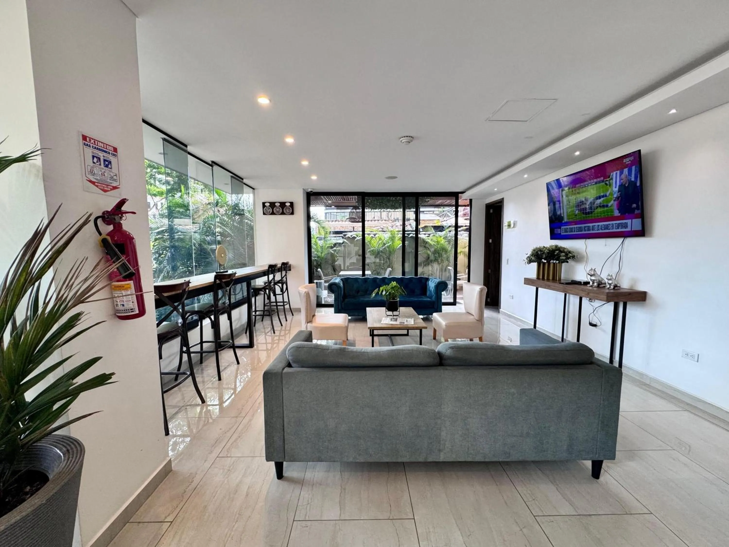 Living room in EcoHub Hotel Medellin
