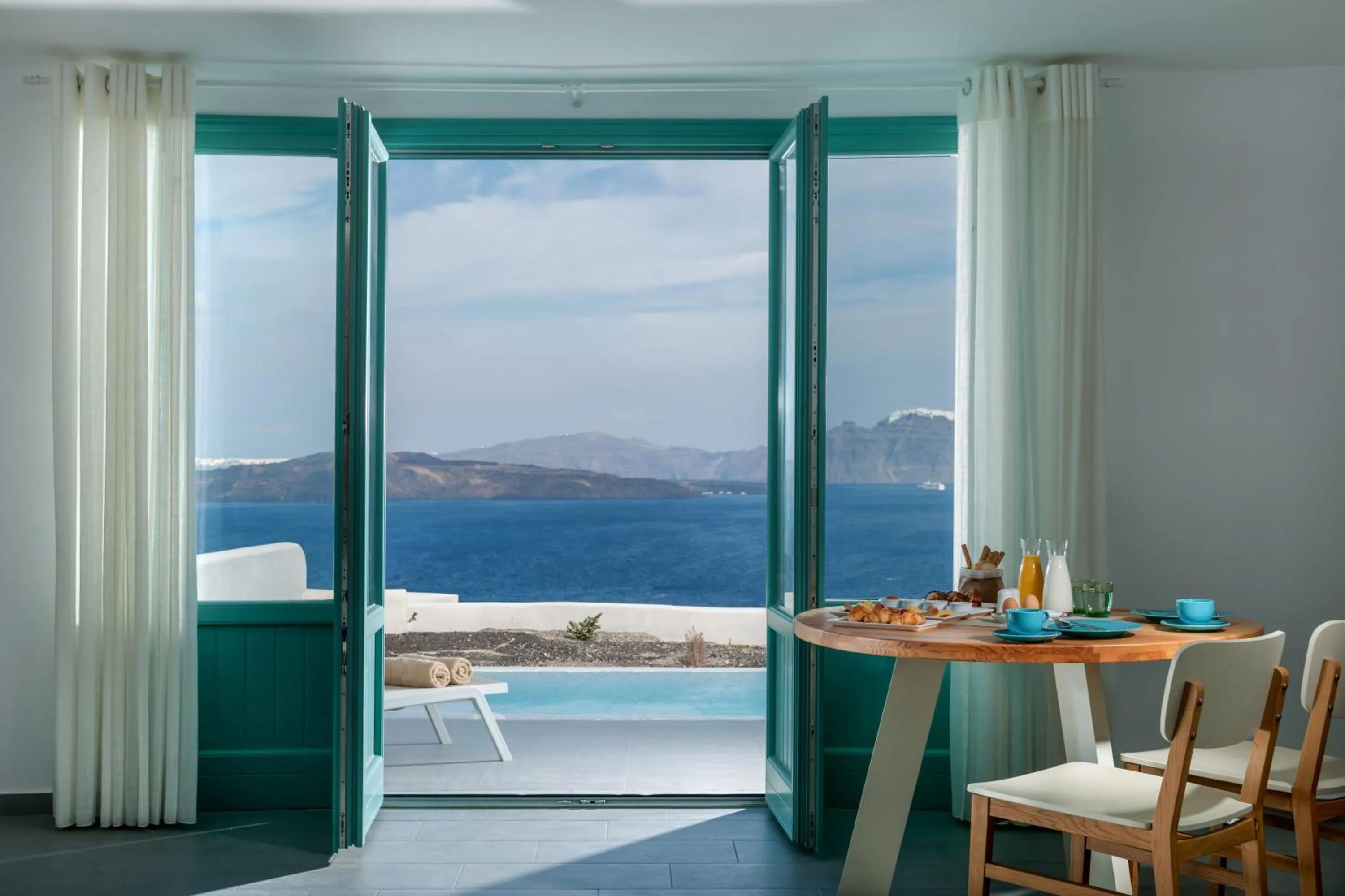 Sea view in Avatar Suites