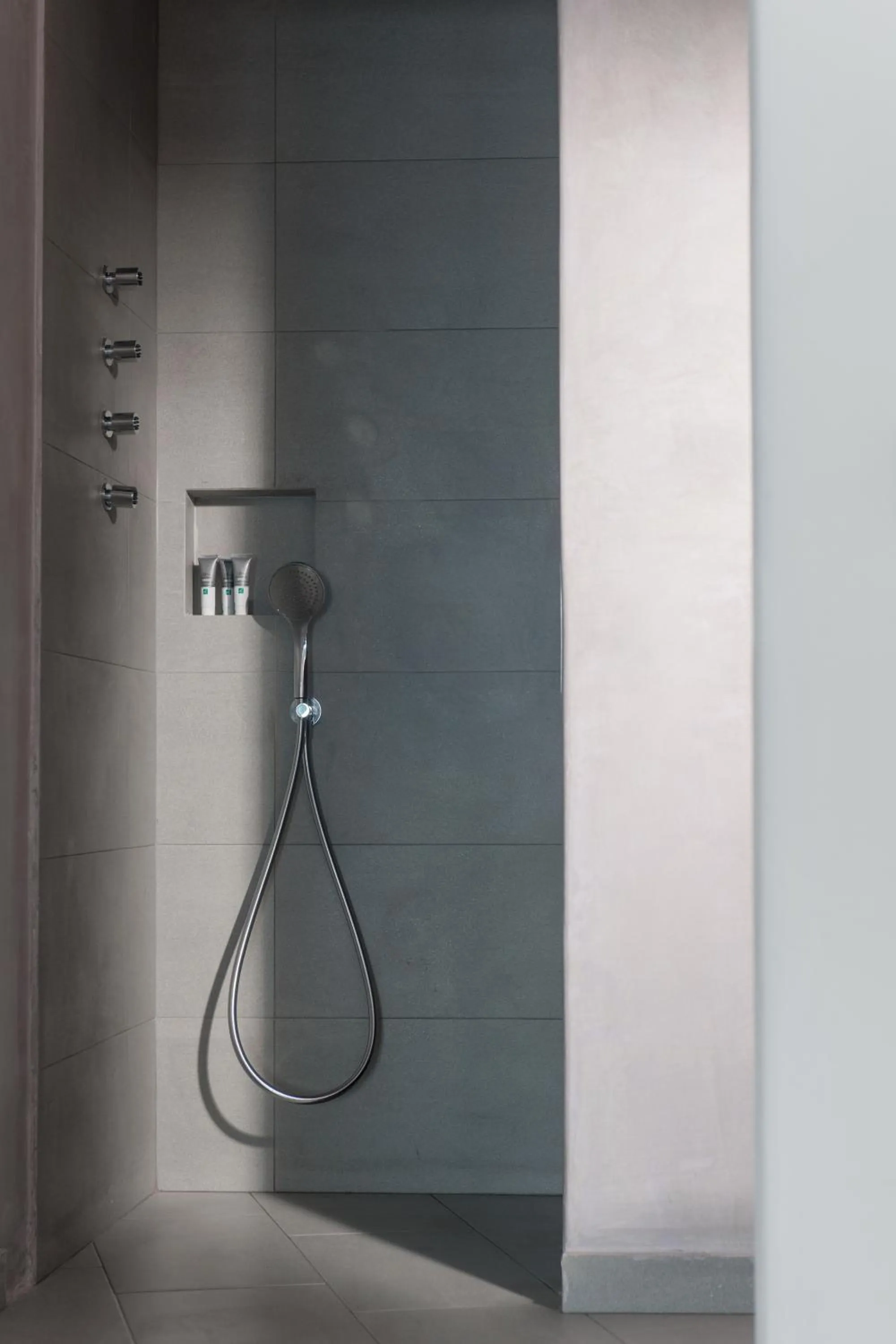 Shower in Avatar Suites