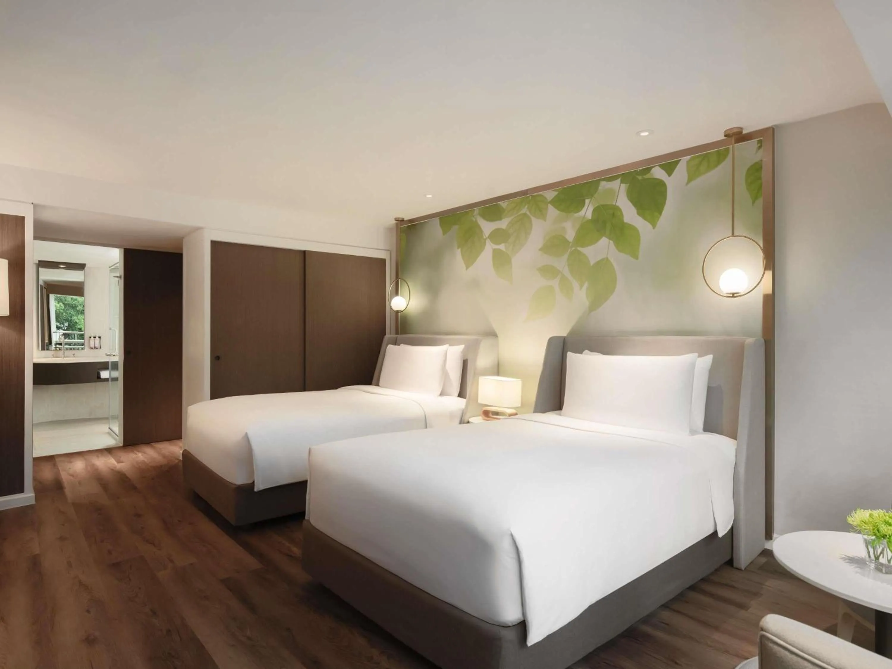 Bedroom, Bed in Mövenpick BDMS Wellness Resort Bangkok