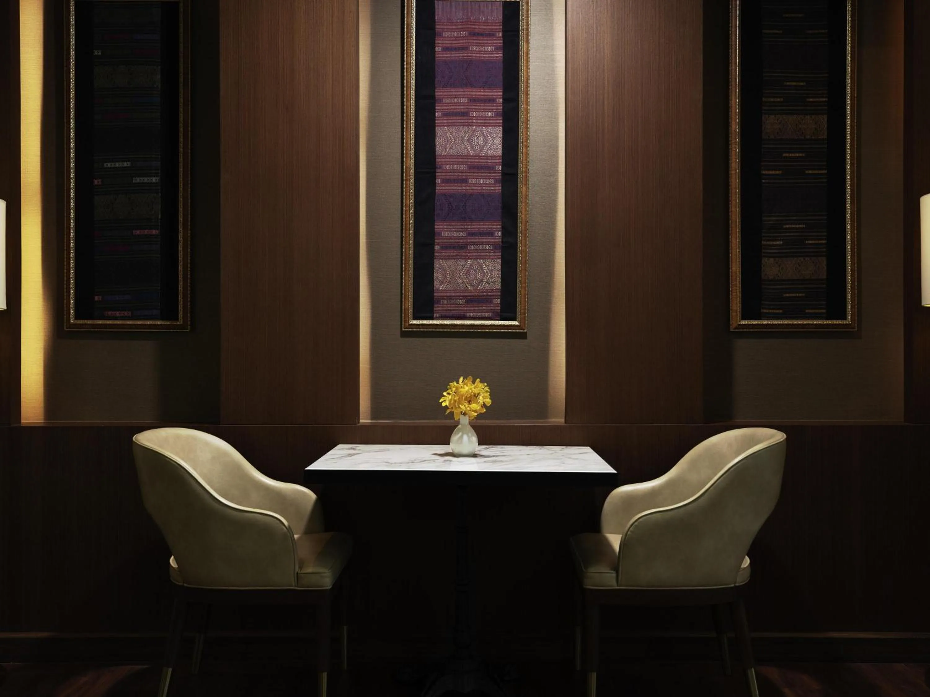 Restaurant/places to eat in Mövenpick BDMS Wellness Resort Bangkok