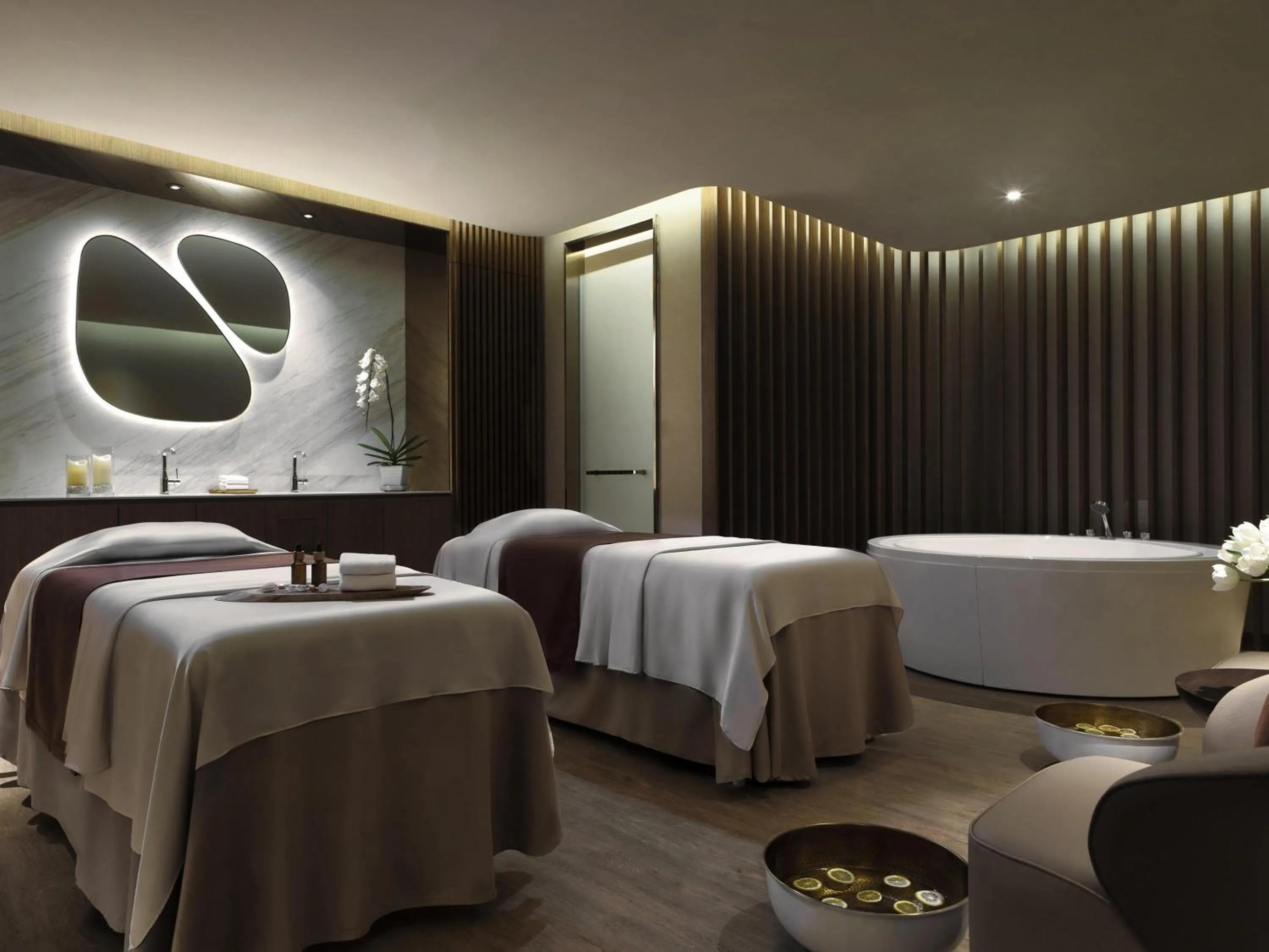 Spa and wellness centre/facilities, Bed in Mövenpick BDMS Wellness Resort Bangkok
