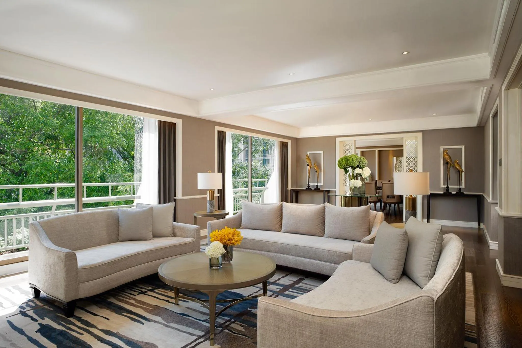 Living room in Mövenpick BDMS Wellness Resort Bangkok