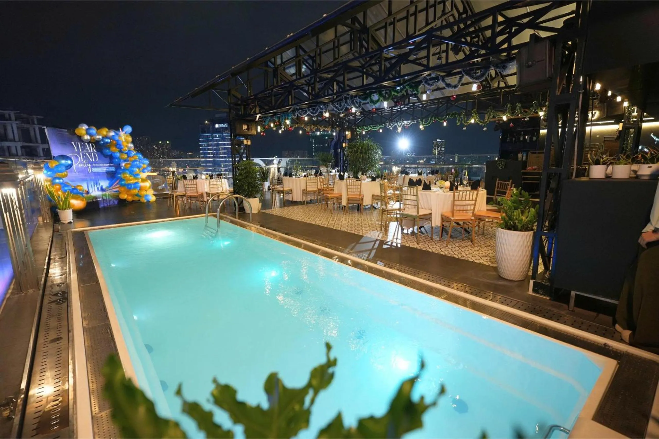 Swimming pool in Winsuites Saigon Hotel