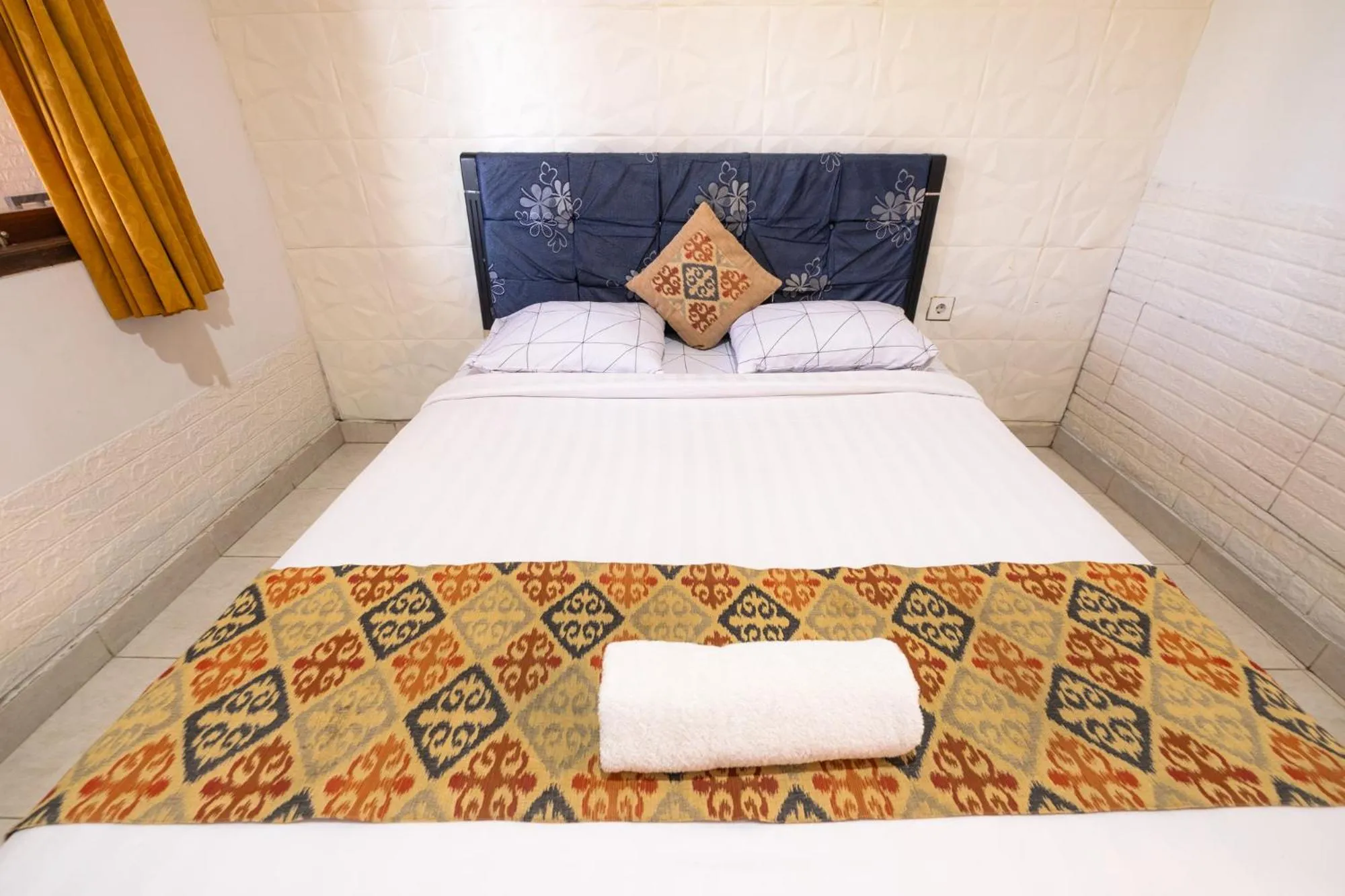 Bed in Apartmen Kak Okoh