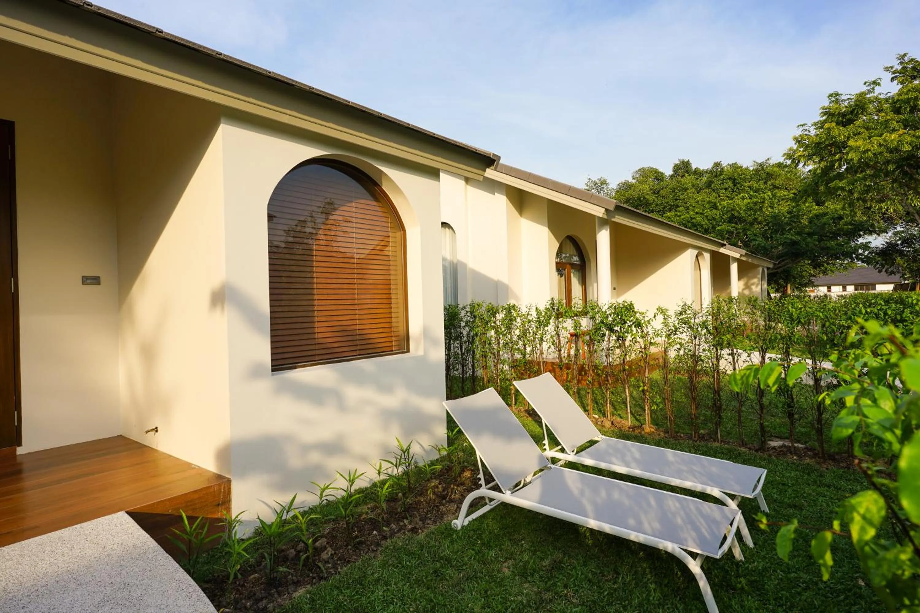 Garden view in Ploen Pirom