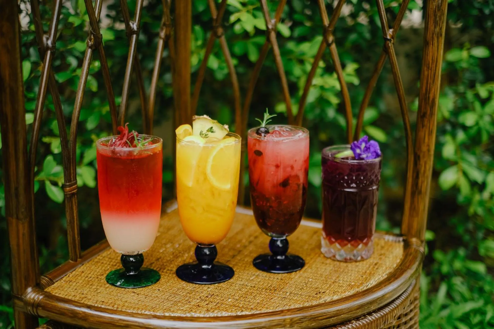 Restaurant/places to eat in Ploen Pirom