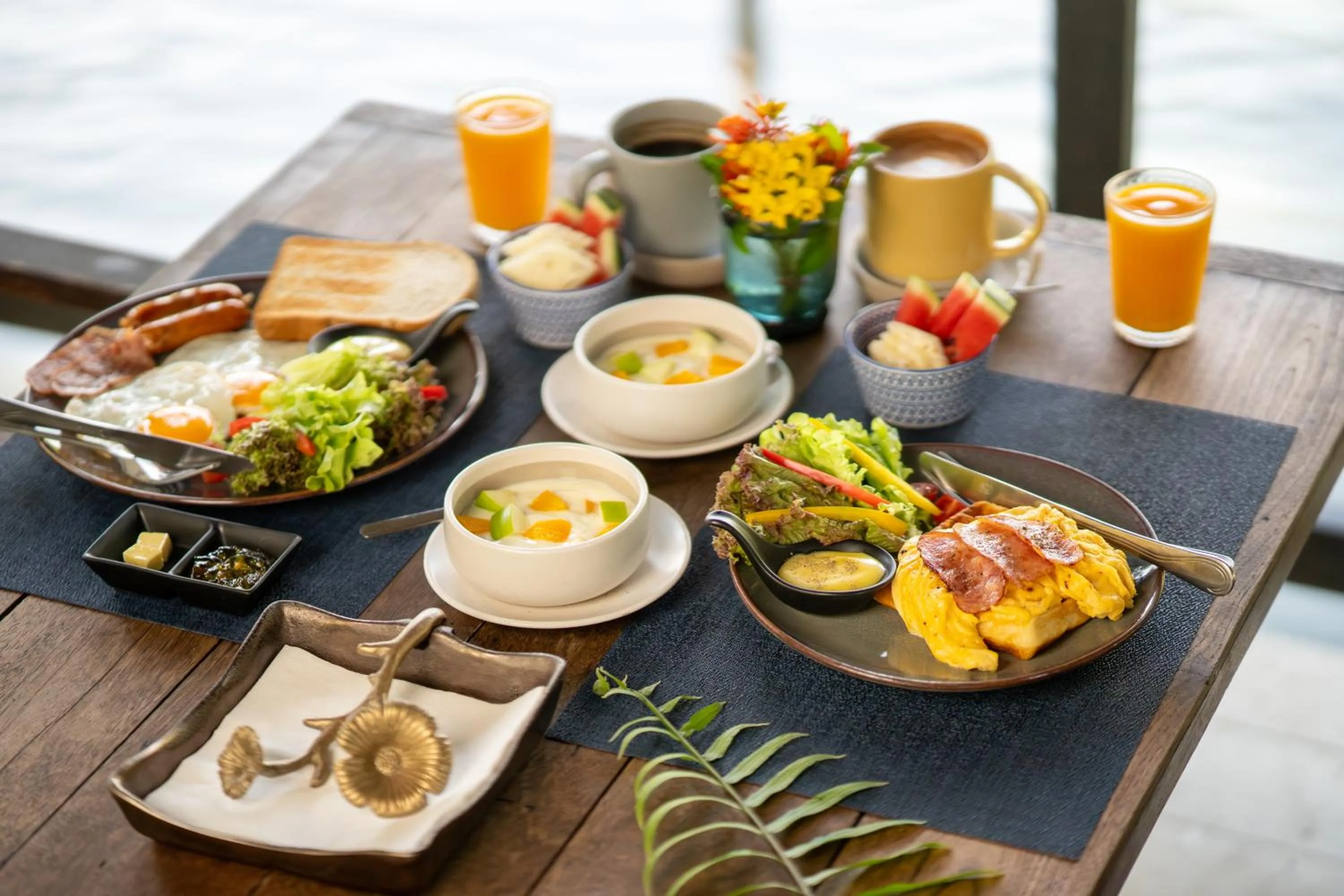 Breakfast in Ploen Pirom