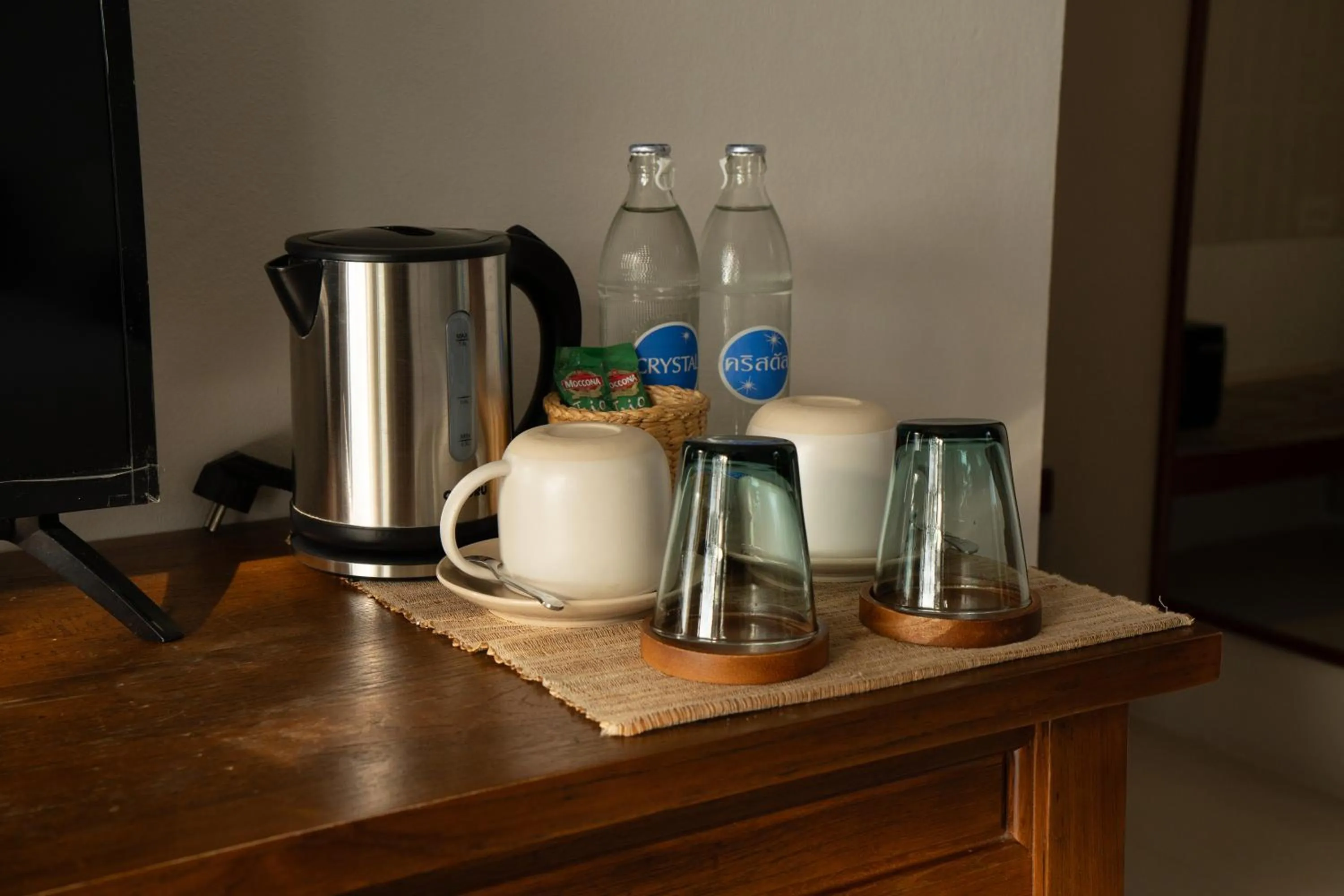 Area and facilities in Ploen Pirom