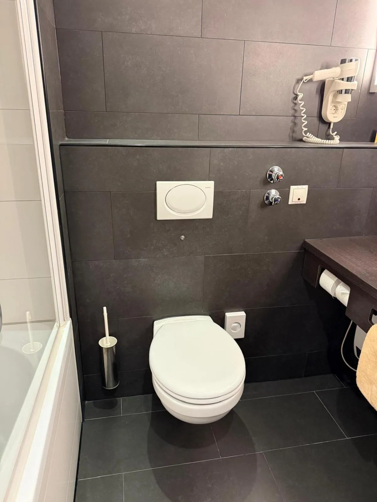 Toilet in Stay2Munich Hotel & Serviced Apartments
